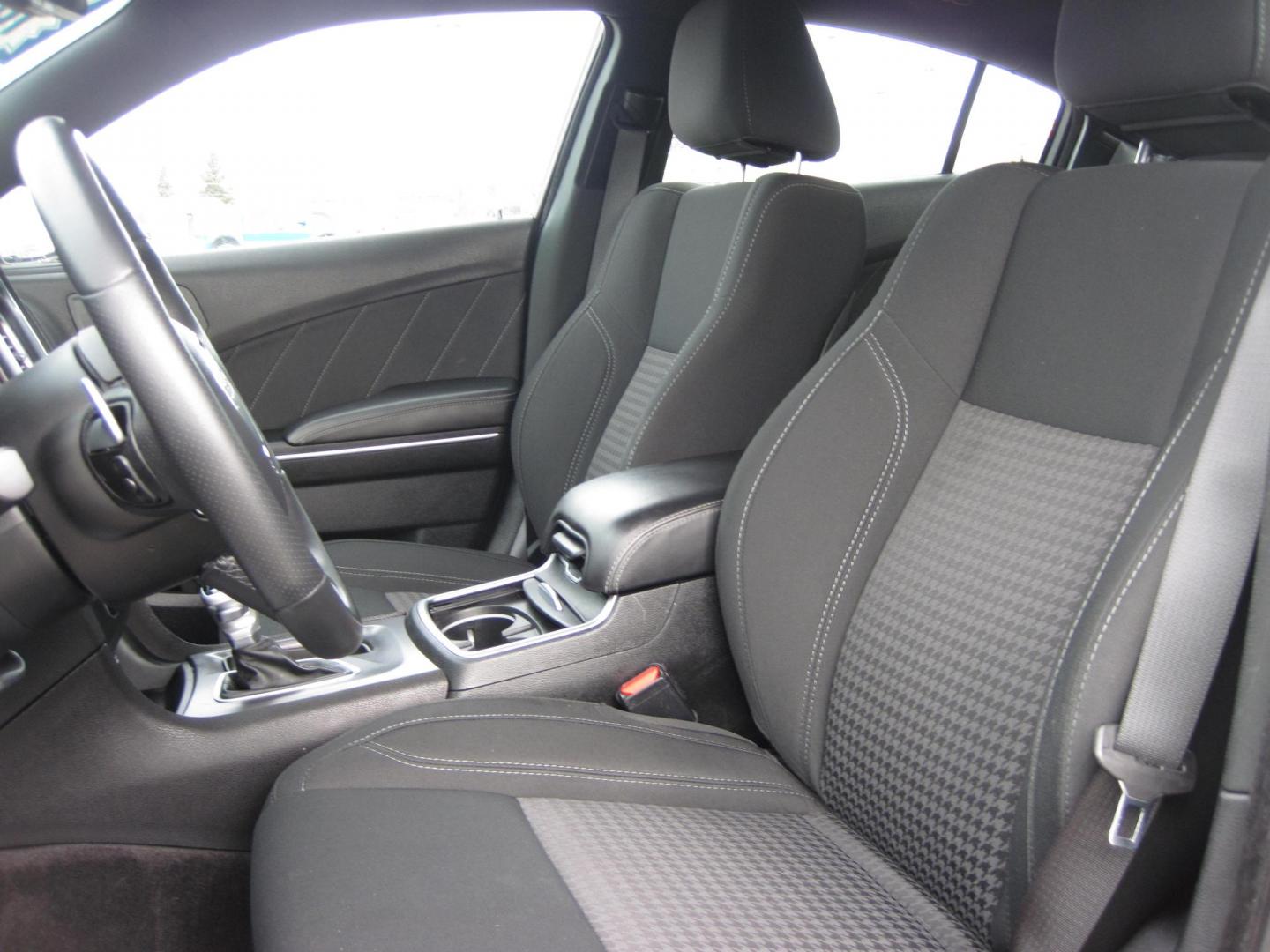 2018 gray /black Dodge Charger GT AWD (2C3CDXJG0JH) with an 3.6L V6 DOHC 24V engine, 8A transmission, located at 9530 Old Seward Highway, Anchorage, AK, 99515, (907) 349-3343, 61.134140, -149.865570 - Low miles on the 2018 Dodge Charger AWD come take a test drive - Photo#11