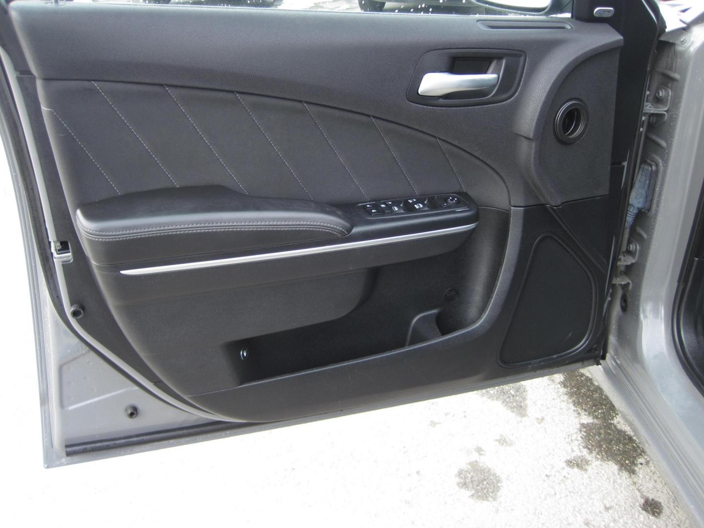 2018 gray /black Dodge Charger GT AWD (2C3CDXJG0JH) with an 3.6L V6 DOHC 24V engine, 8A transmission, located at 9530 Old Seward Highway, Anchorage, AK, 99515, (907) 349-3343, 61.134140, -149.865570 - Low miles on the 2018 Dodge Charger AWD come take a test drive - Photo#9