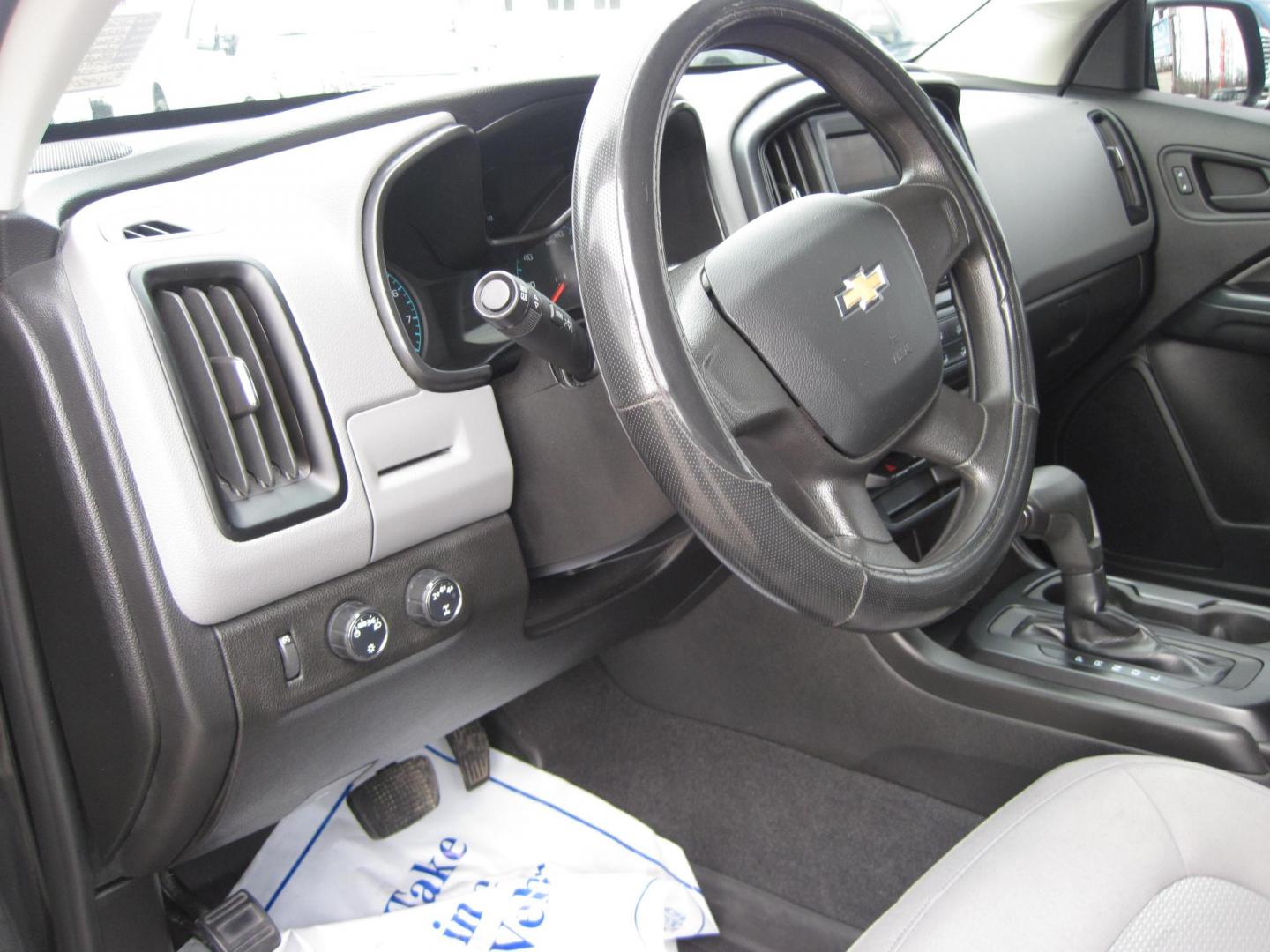 2020 black /black Chevrolet Colorado Work Truck Crew Cab 4WD Long Box (1GCGTBEN4L1) with an 3.6L V6 DOHC 24V GAS engine, 6A transmission, located at 9530 Old Seward Highway, Anchorage, AK, 99515, (907) 349-3343, 61.134140, -149.865570 - Nice 2020 Chevrolet Colorado 4wd come take a test drive. - Photo#7