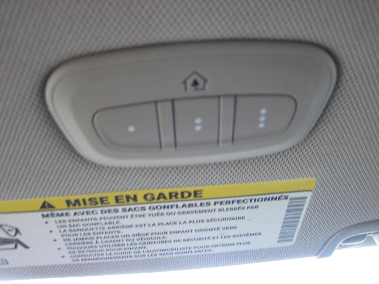 2021 silver /black Chrysler Pacifica Touring-L (2C4RC1BG2MR) with an 3.6L V6 DOHC 24V engine, 9A transmission, located at 9530 Old Seward Highway, Anchorage, AK, 99515, (907) 349-3343, 61.134140, -149.865570 - Nice 2021 Chrysler Pacifica Touring L come take a test drive - Photo#20