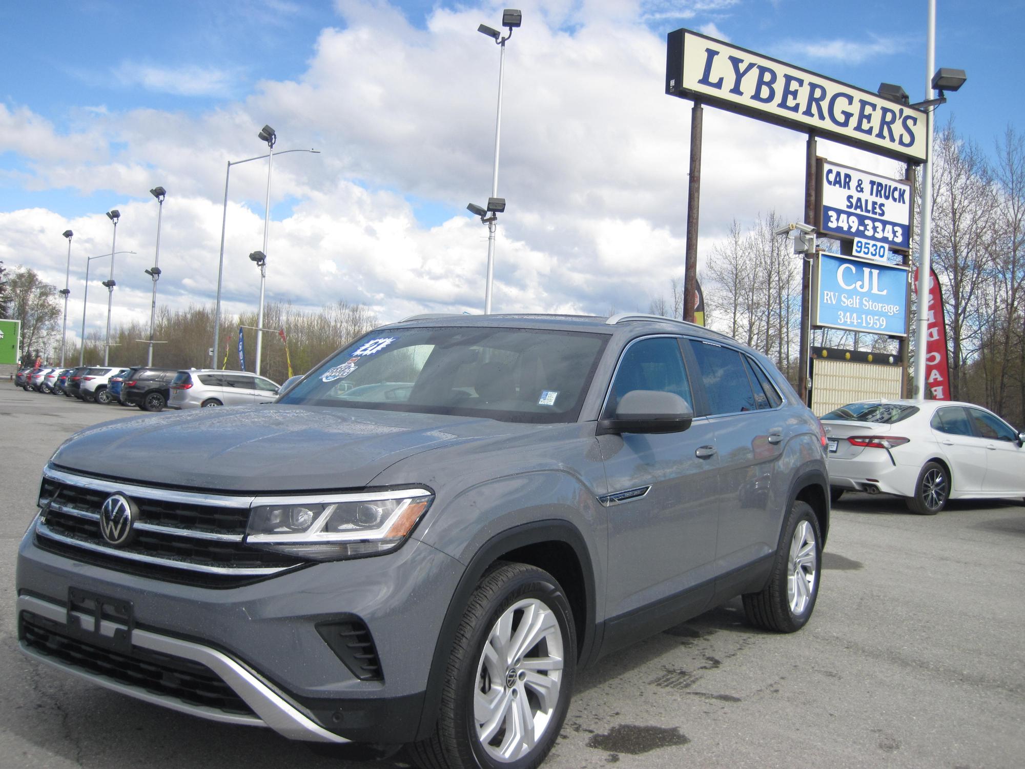 photo of 2021 Volkswagen Atlas Cross Sport V6 SEL 4MOTION