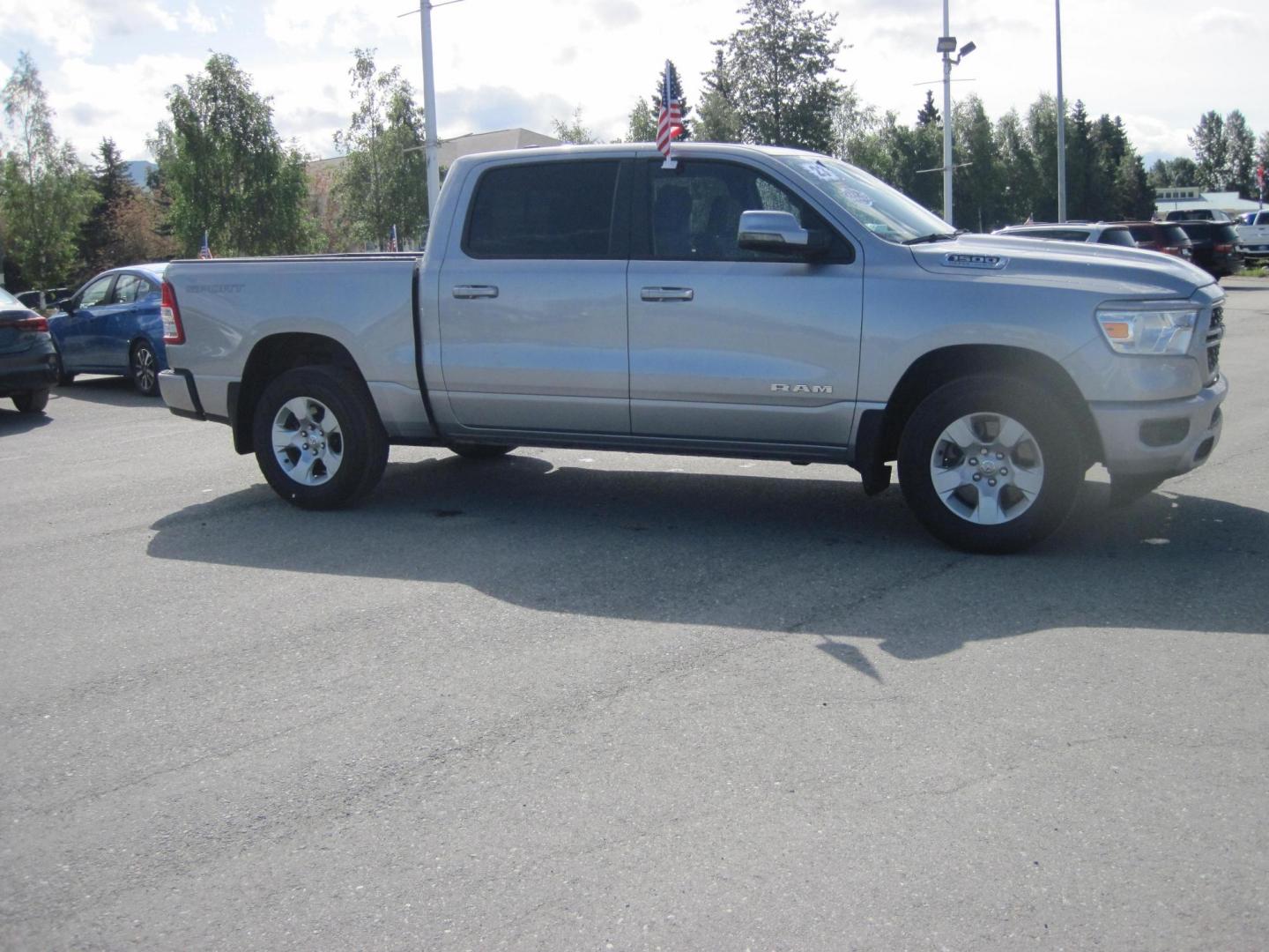2023 silver /gray RAM 1500 Big Horn Crew Cab SWB 4WD (1C6SRFFT6PN) with an 5.7L V8 OHV 16V engine, 8A transmission, located at 9530 Old Seward Highway, Anchorage, AK, 99515, (907) 349-3343, 61.134140, -149.865570 - Really Nice low miles on this 2023 Ram 1500 Crew cab Big Horn come take a test drive. - Photo#2