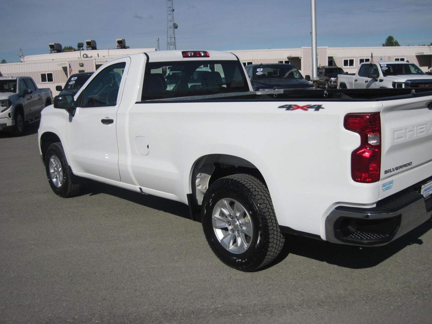 2023 white /gray Chevrolet Silverado 1500 Work Truck 4WD (3GCNDAED7PG) with an 5.3L V8 OHV 16V engine, 6A transmission, located at 9530 Old Seward Highway, Anchorage, AK, 99515, (907) 349-3343, 61.134140, -149.865570 - Low miles on this 2023 Chevrolet Silverado 1500 come take a test drive - Photo#7