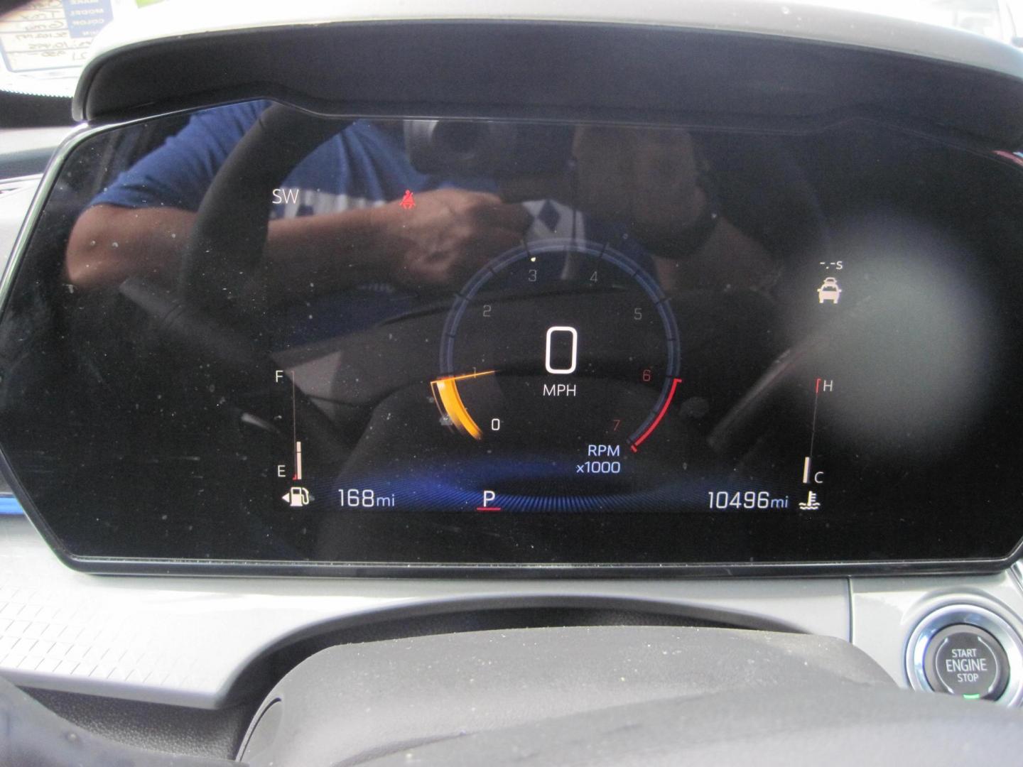 2025 gray /black Chevrolet Trax LT (KL77LHEP0SC) with an 1.2L L3 TURBO engine, 6A transmission, located at 9530 Old Seward Highway, Anchorage, AK, 99515, (907) 349-3343, 61.134140, -149.865570 - low miles on this 2025 Chevrolet Trax LT come take a test drive. - Photo#9
