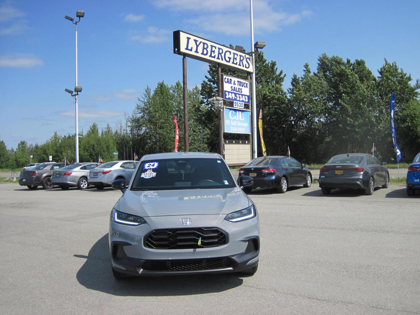 2024 gray /black Honda HR-V Sport AWD (3CZRZ2H50RM) with an 1.8L L4 DOHC 16V engine, CVT transmission, located at 9530 Old Seward Highway, Anchorage, AK, 99515, (907) 349-3343, 61.134140, -149.865570 - Low Miles on this 2024 Honda HR-V sport come take a test drive. - Photo#1