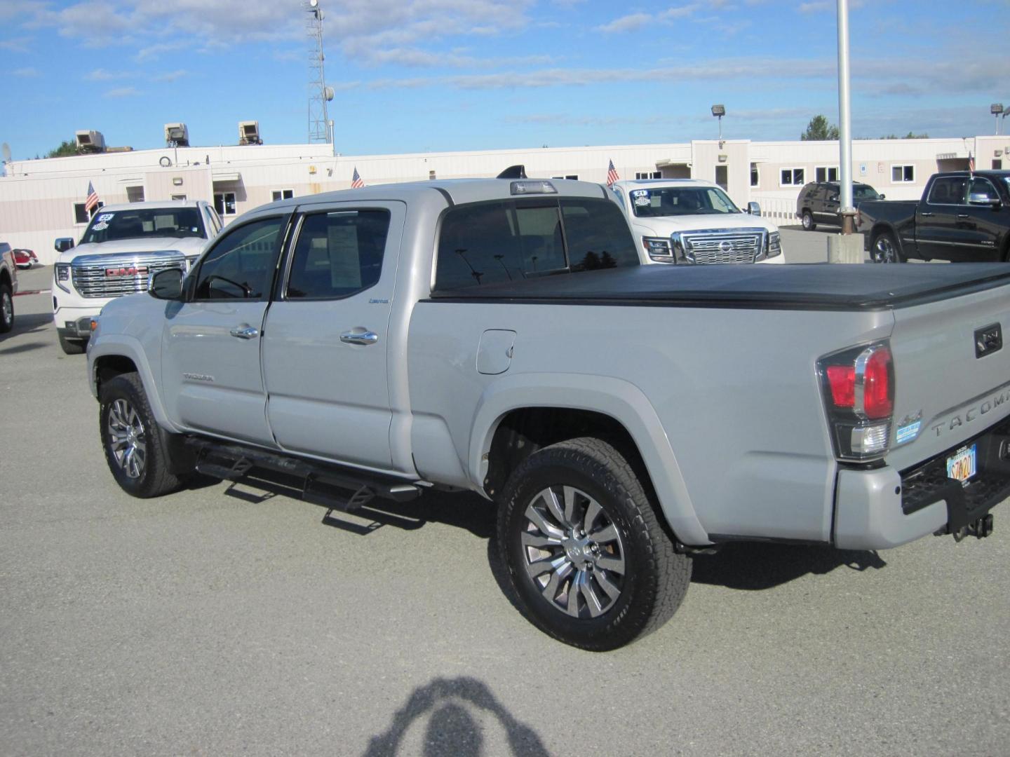 2021 gray /black Toyota Tacoma Limited Double Cab V6 Long Cab 4WD (3TMHZ5BN7MM) with an 3.5L V6 DOHC 24V engine, 6A transmission, located at 9530 Old Seward Highway, Anchorage, AK, 99515, (907) 349-3343, 61.134140, -149.865570 - Nice Toyota Tacoma Limited come take a test drive. - Photo#8