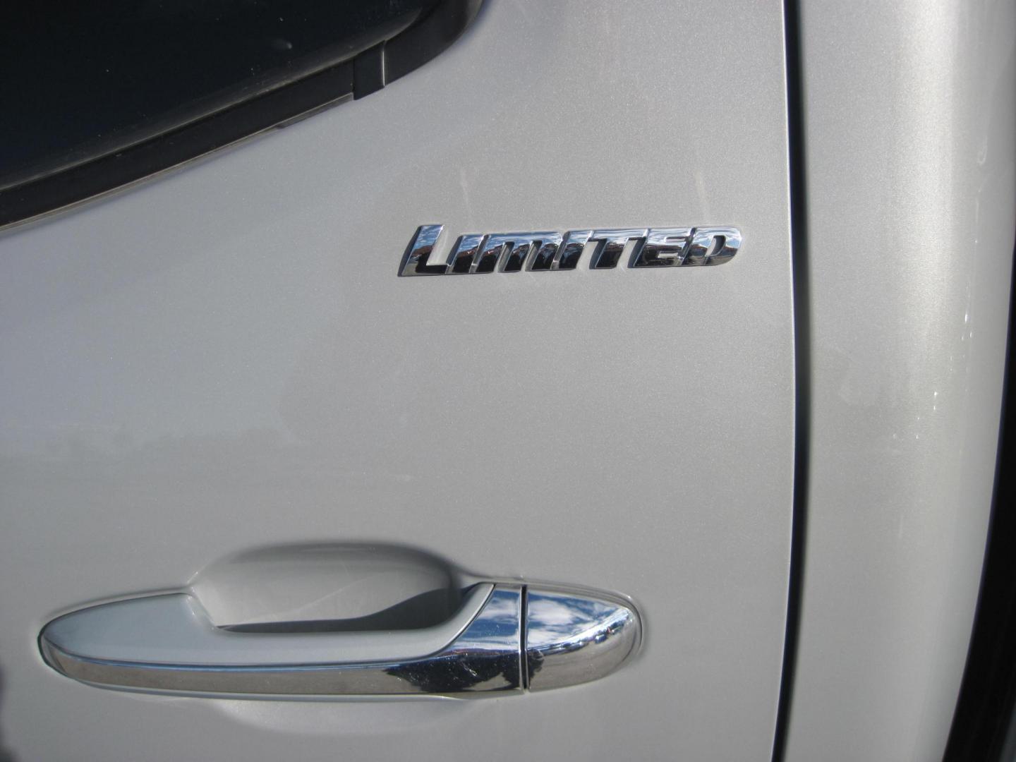 2021 gray /black Toyota Tacoma Limited Double Cab V6 Long Cab 4WD (3TMHZ5BN7MM) with an 3.5L V6 DOHC 24V engine, 6A transmission, located at 9530 Old Seward Highway, Anchorage, AK, 99515, (907) 349-3343, 61.134140, -149.865570 - Nice Toyota Tacoma Limited come take a test drive. - Photo#10