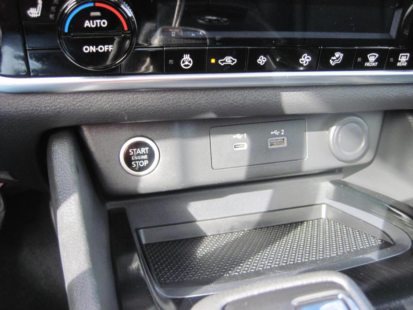 2022 blue /black Nissan Rogue SV AWD (5N1BT3BB3NC) with an 2.5L L4 DOHC 16V engine, CVT transmission, located at 9530 Old Seward Highway, Anchorage, AK, 99515, (907) 349-3343, 61.134140, -149.865570 - 2022 Nissan Rogue SV Premium Package come take a test drive. - Photo#16