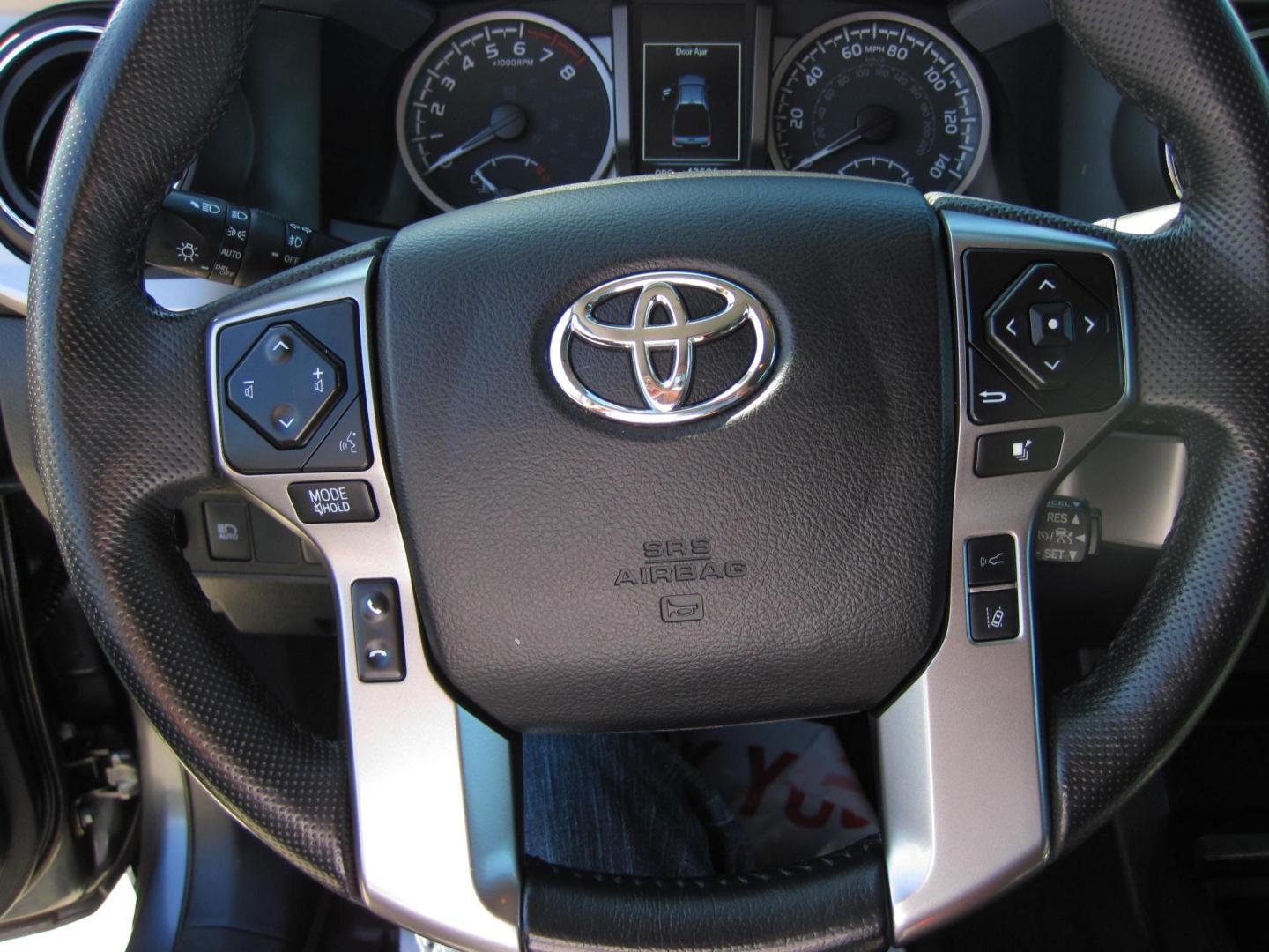 2022 gray /gray Toyota Tacoma SR5 Double Cab Long Bed V6 6AT 4WD (3TMCZ5AN9NM) with an 3.5L V6 DOHC 24V engine, 6A transmission, located at 9530 Old Seward Highway, Anchorage, AK, 99515, (907) 349-3343, 61.134140, -149.865570 - Nice 2022 Toyota Tacoma SR5 come take a test drive - Photo#10