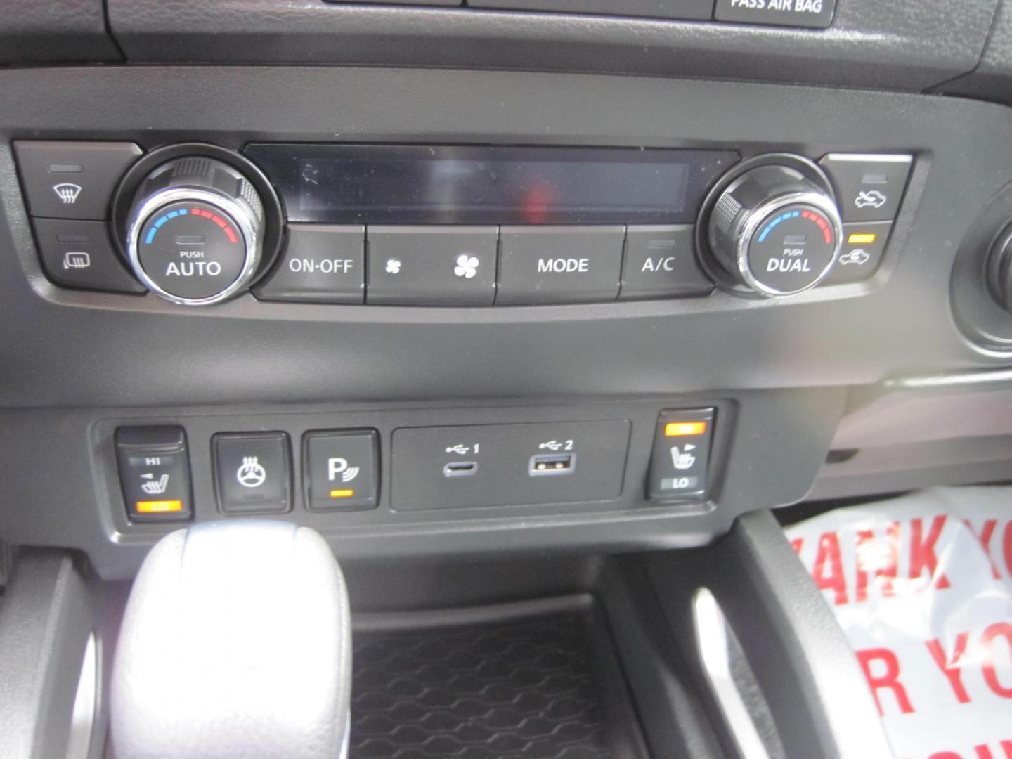 2024 white /black Nissan Frontier S Crew Cab 4WD (1N6ED1EK4RN) with an 3.8L V6 DOHC 24V engine, 9A transmission, located at 9530 Old Seward Highway, Anchorage, AK, 99515, (907) 349-3343, 61.134140, -149.865570 - Photo#16
