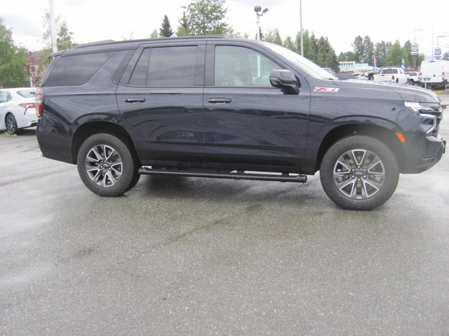 2023 blue /brown Chevrolet Tahoe Z71 (1GNSKPKL3PR) with an 6.2L V8 OHV 16V engine, 10A transmission, located at 9530 Old Seward Highway, Anchorage, AK, 99515, (907) 349-3343, 61.134140, -149.865570 - Loaded 2023 Chevrolet Tahoe Z71 come take a test drive - Photo#3