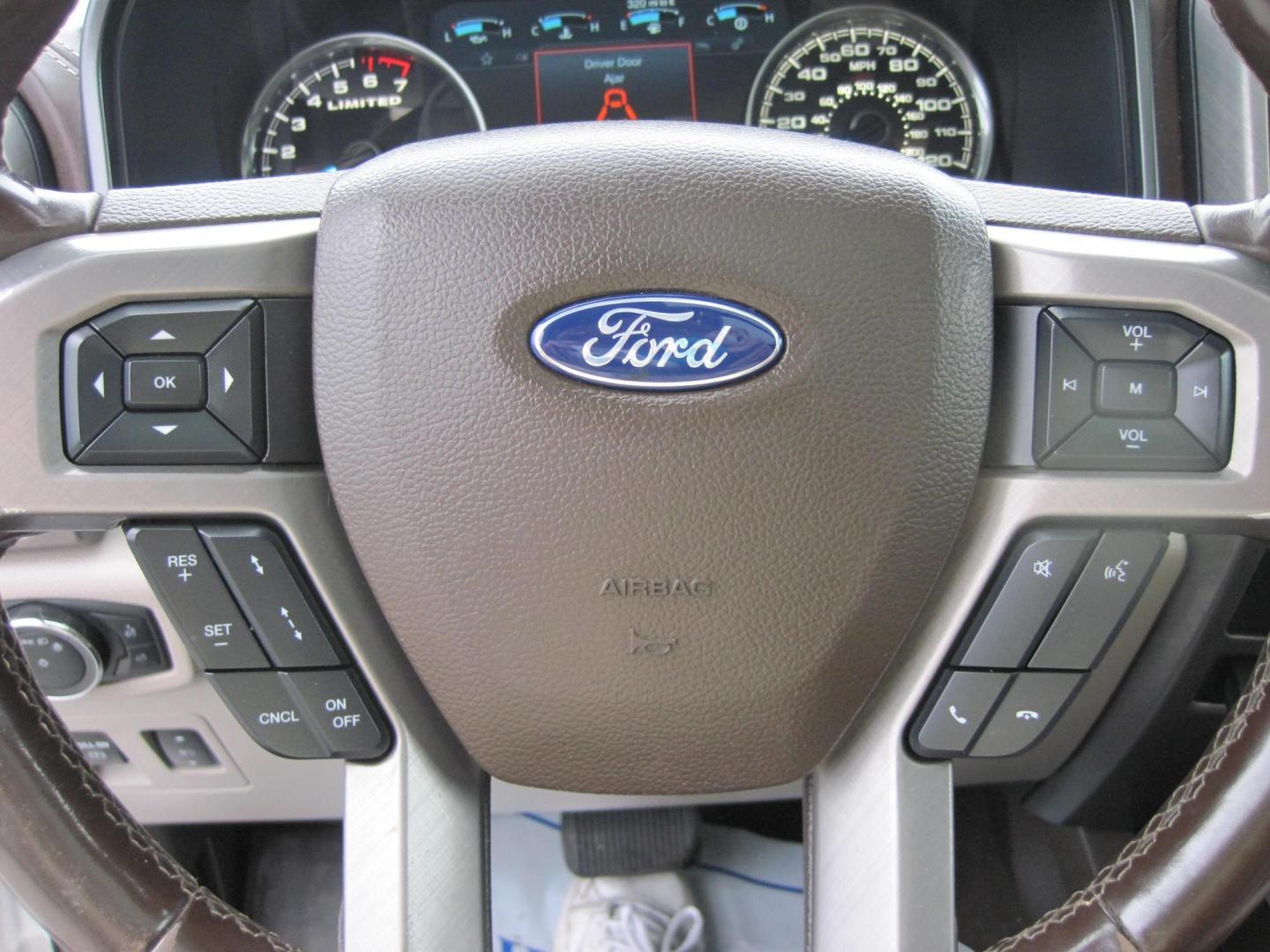 2019 white /gray Ford F-150 Limited SuperCrew 6.5-ft. Bed 4WD (1FTEW1EG6KF) with an 3.5L V6 TURBO engine, 6A transmission, located at 9530 Old Seward Highway, Anchorage, AK, 99515, (907) 349-3343, 61.134140, -149.865570 - 2019 Ford F150 Limited come take a test drive, - Photo#15