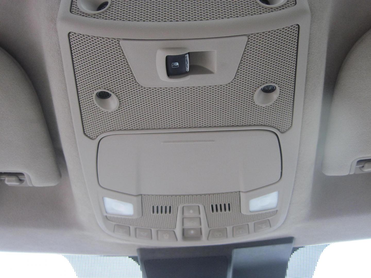 2019 white /gray Ford F-150 Limited SuperCrew 6.5-ft. Bed 4WD (1FTEW1EG6KF) with an 3.5L V6 TURBO engine, 6A transmission, located at 9530 Old Seward Highway, Anchorage, AK, 99515, (907) 349-3343, 61.134140, -149.865570 - 2019 Ford F150 Limited come take a test drive, - Photo#20