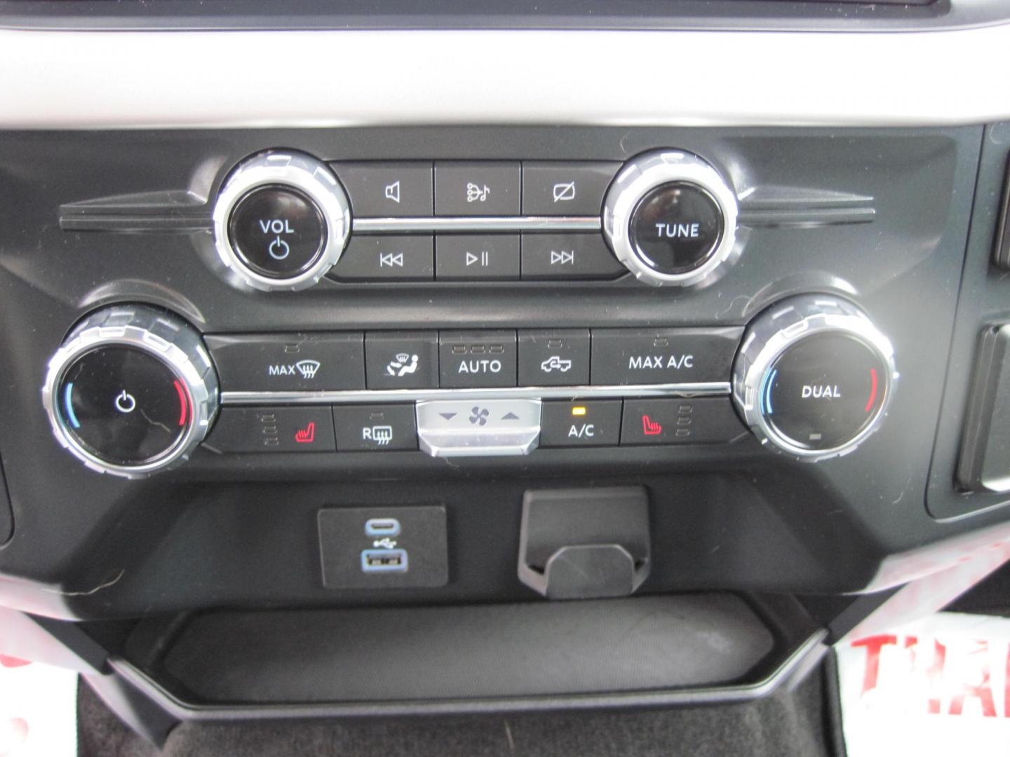 2022 blue /gray Ford F-150 XLT SuperCrew 6.5-ft. Bed 4WD (1FTEW1EP7NK) with an 2.7L V6 DOHC 24V engine, 6A transmission, located at 9530 Old Seward Highway, Anchorage, AK, 99515, (907) 349-3343, 61.134140, -149.865570 - Low miles on this 2022 Ford F150 XLT, come take a test drive. - Photo#14