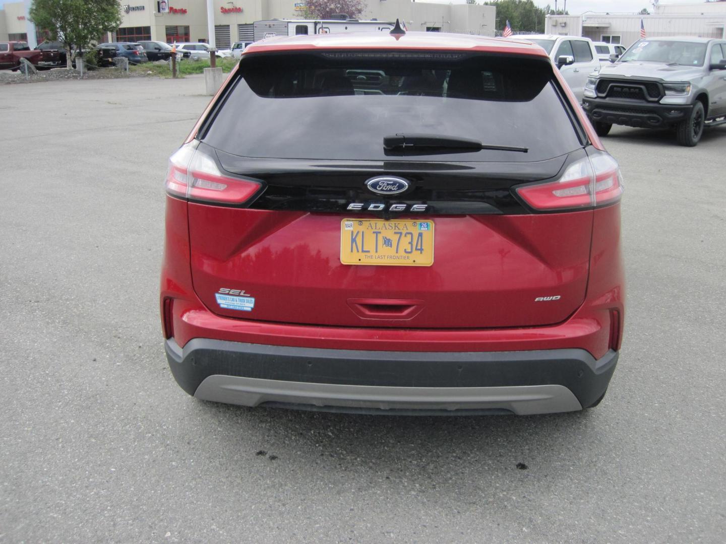 2024 red /black Ford Edge SEL (2FMPK4J90RB) with an 2.0L L4 DOHC 16V engine, 6A transmission, located at 9530 Old Seward Highway, Anchorage, AK, 99515, (907) 349-3343, 61.134140, -149.865570 - Nice 2024 Ford Edge SEL, come take a test drive - Photo#5