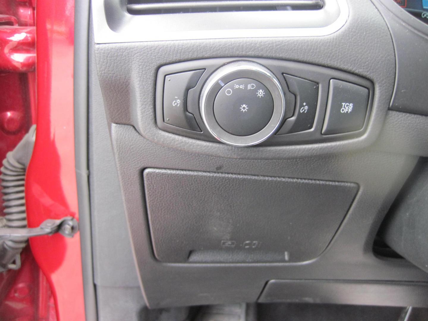 2024 red /black Ford Edge SEL (2FMPK4J90RB) with an 2.0L L4 DOHC 16V engine, 6A transmission, located at 9530 Old Seward Highway, Anchorage, AK, 99515, (907) 349-3343, 61.134140, -149.865570 - Nice 2024 Ford Edge SEL, come take a test drive - Photo#13
