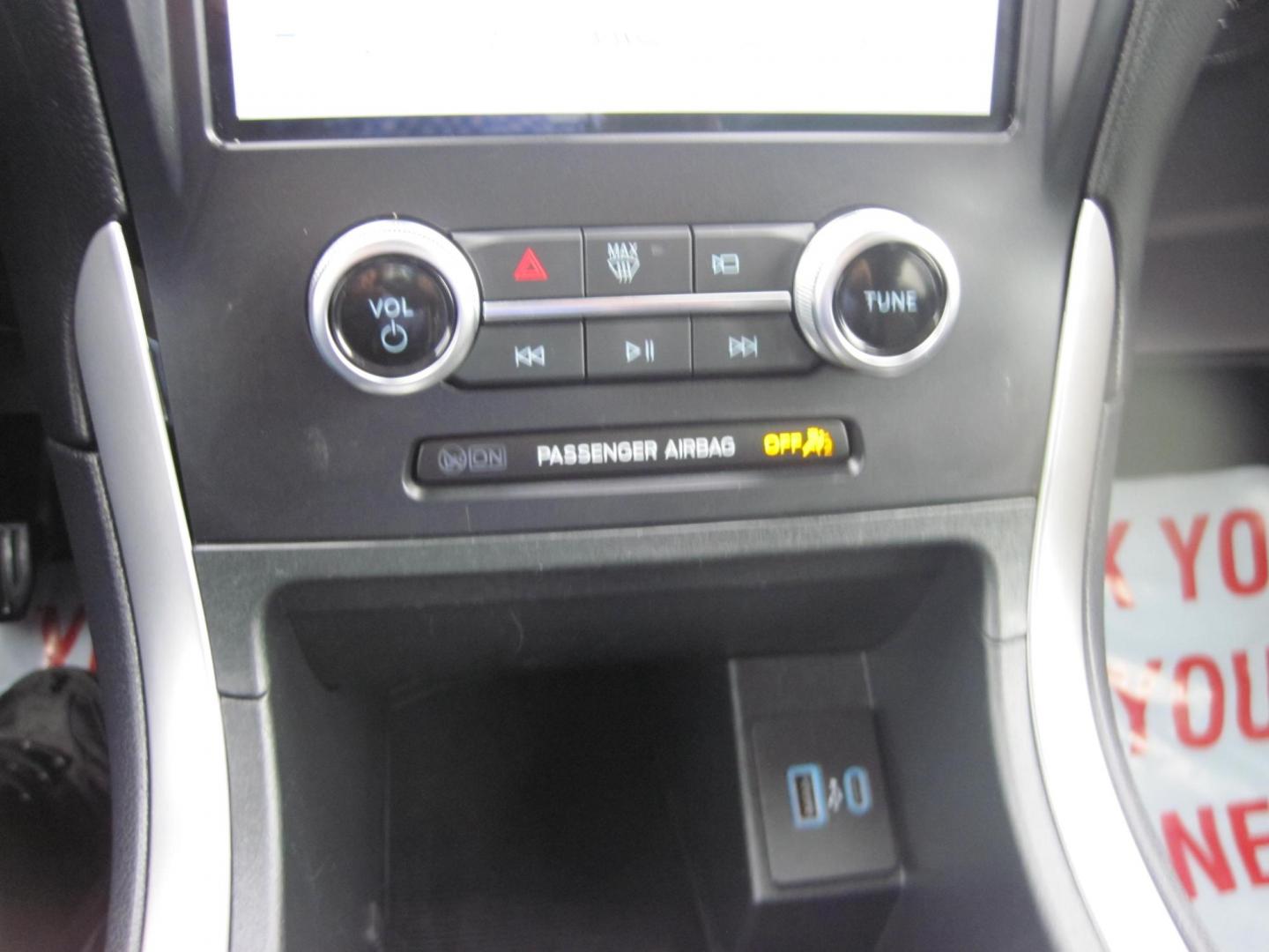 2024 blue /black Ford Edge SEL (2FMPK4J95RB) with an 2.0L L4 DOHC 16V engine, 6A transmission, located at 9530 Old Seward Highway, Anchorage, AK, 99515, (907) 349-3343, 61.134140, -149.865570 - Nice 2024 Ford Edge SEL come take a test drive - Photo#16