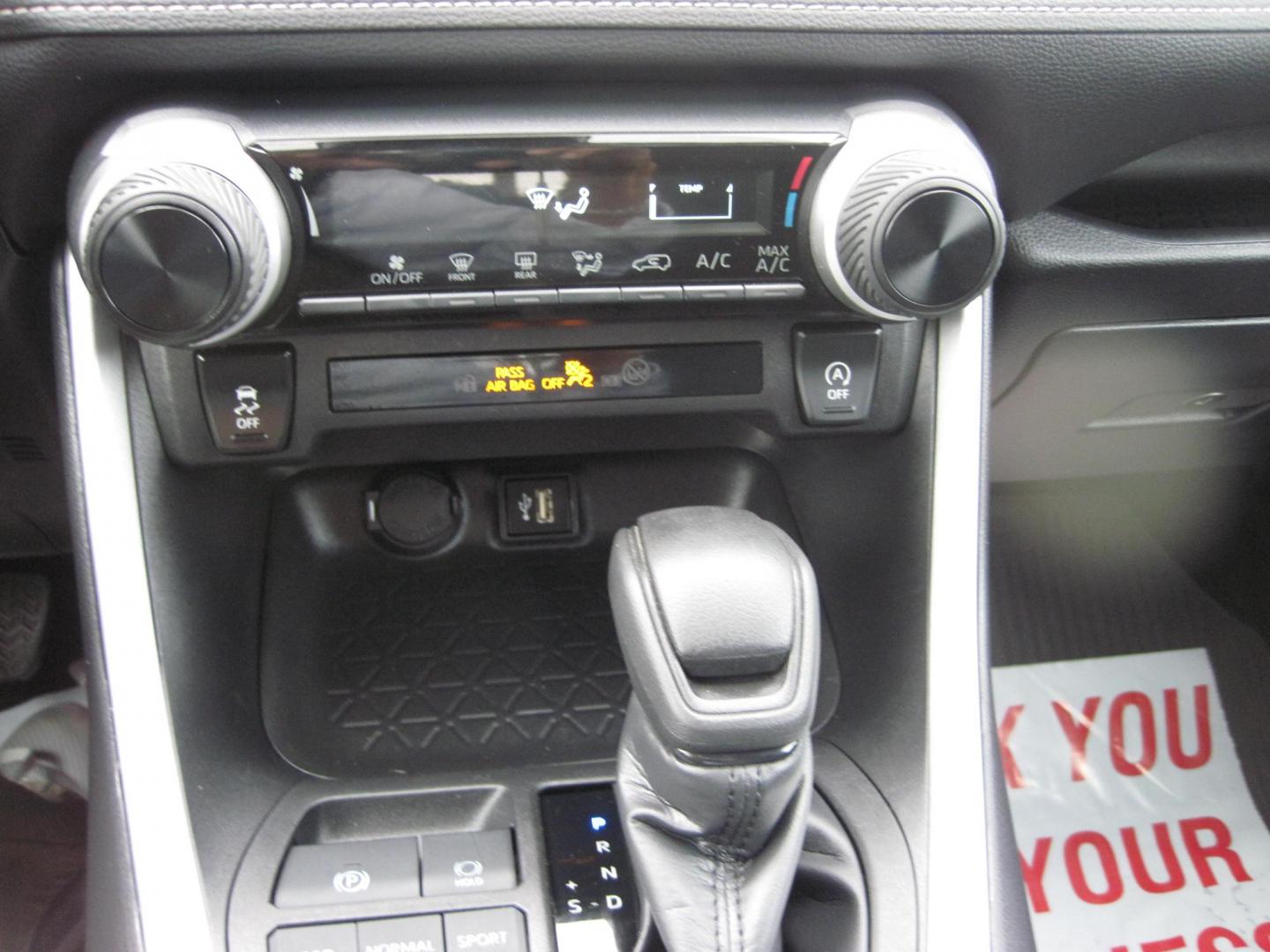2024 gray /black Toyota RAV4 LE AWD (2T3G1RFV8RC) with an 2.5L L4 DOHC 16V engine, 8A transmission, located at 9530 Old Seward Highway, Anchorage, AK, 99515, (907) 349-3343, 61.134140, -149.865570 - Low miles on this 2024 Toyota Rav4 LE come take a test drive - Photo#14