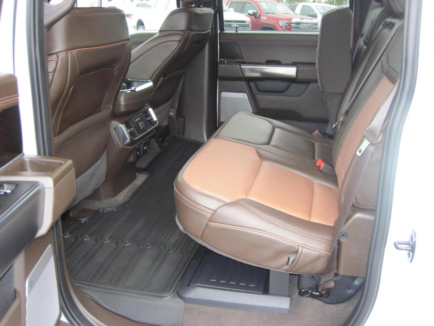2023 white /brown Ford F-150 King Ranch SuperCrew 4WD (1FTFW1E52PF) with an 5.0L V8 OHV 16V engine, 6A transmission, located at 9530 Old Seward Highway, Anchorage, AK, 99515, (907) 349-3343, 61.134140, -149.865570 - Photo#7