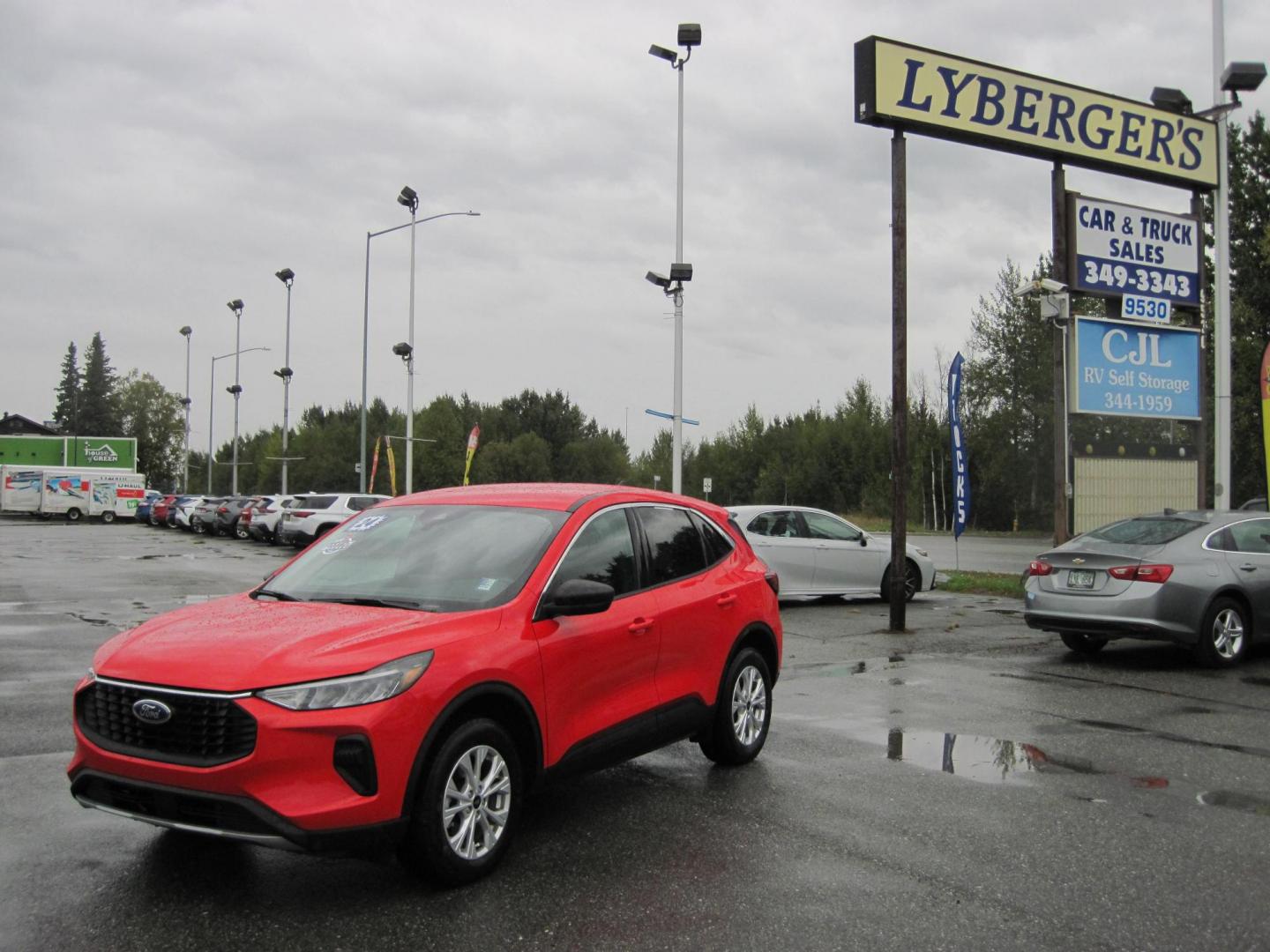 2024 red /black Ford Escape Active AWD (1FMCU9GN5RU) with an 1.5L L3 engine, 8A transmission, located at 9530 Old Seward Highway, Anchorage, AK, 99515, (907) 349-3343, 61.134140, -149.865570 - Photo#1