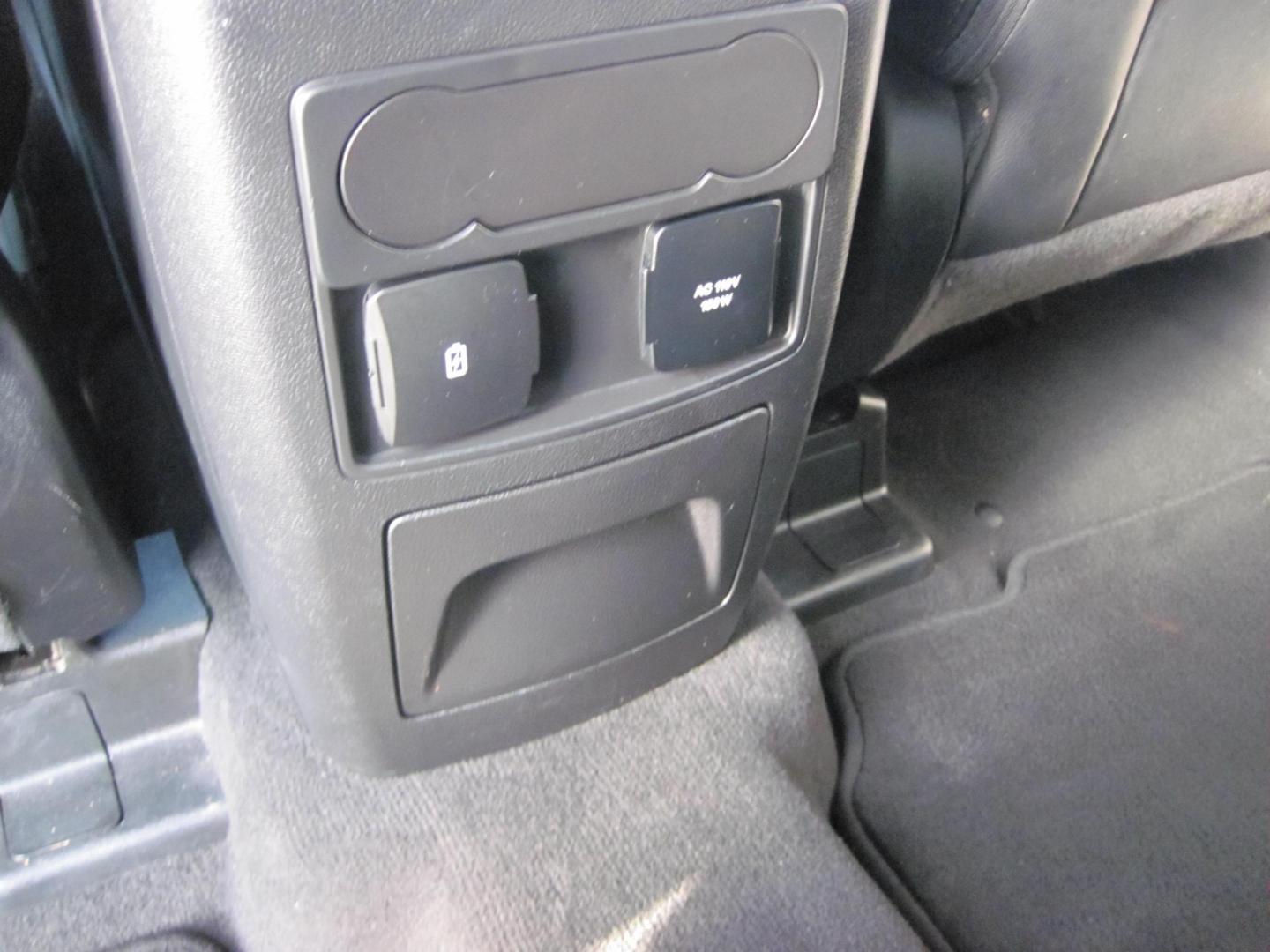 2022 red /black Ford Explorer Limited AWD (1FMSK8FH3NG) with an 2.3L L4 DOHC 16V engine, 10A transmission, located at 9530 Old Seward Highway, Anchorage, AK, 99515, (907) 349-3343, 61.134140, -149.865570 - Photo#9