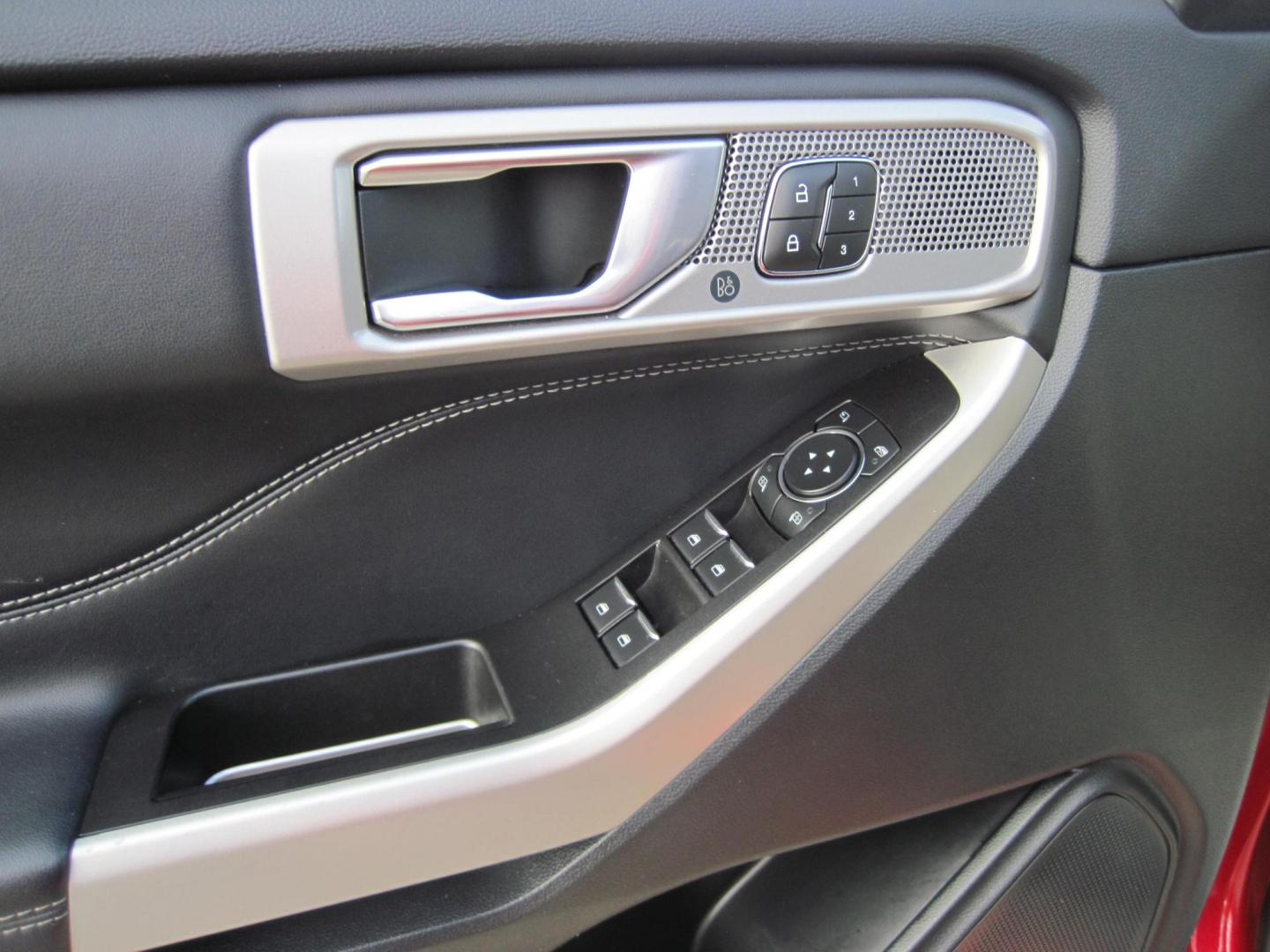 2022 red /black Ford Explorer Limited AWD (1FMSK8FH3NG) with an 2.3L L4 DOHC 16V engine, 10A transmission, located at 9530 Old Seward Highway, Anchorage, AK, 99515, (907) 349-3343, 61.134140, -149.865570 - Photo#11