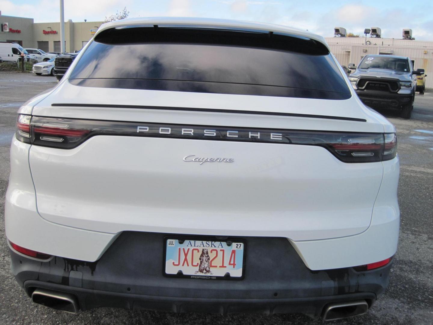 2023 white /gray Porsche Cayenne Coupe (WP1BA2AYXPD) with an 2.9L V6 DOHC 24V engine, 8A transmission, located at 9530 Old Seward Highway, Anchorage, AK, 99515, (907) 349-3343, 61.134140, -149.865570 - Photo#4