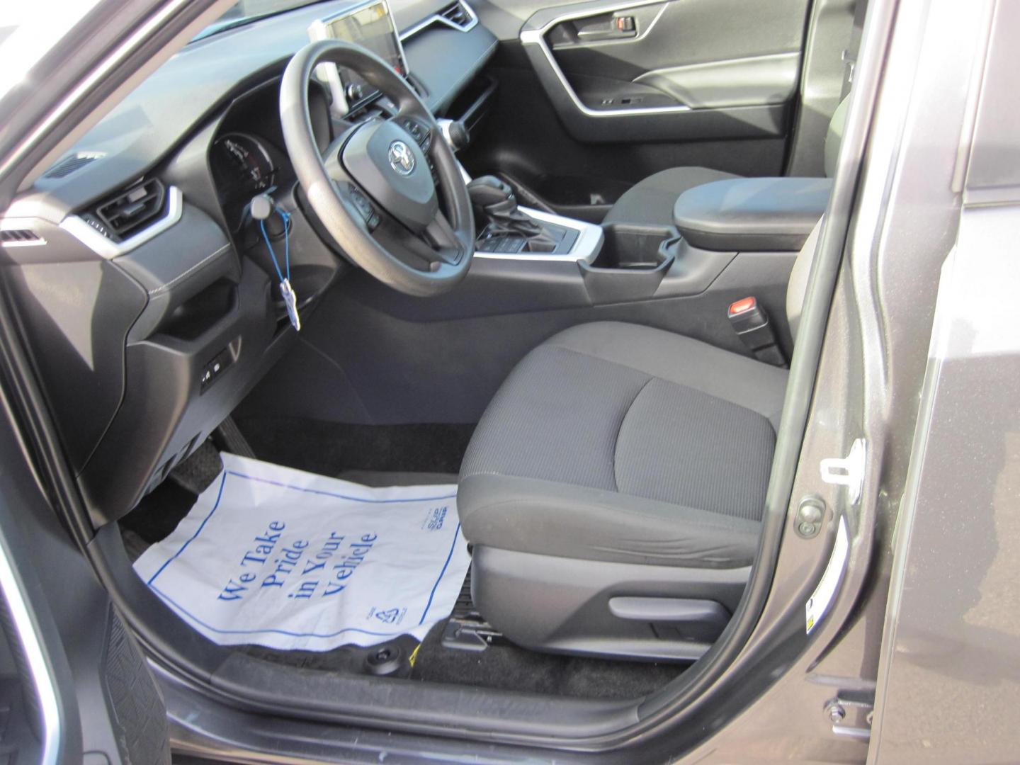 2024 gray /gray Toyota RAV4 LE AWD (2T3G1RFV9RC) with an 2.5L L4 DOHC 16V engine, 8A transmission, located at 9530 Old Seward Highway, Anchorage, AK, 99515, (907) 349-3343, 61.134140, -149.865570 - Nice Low miles on this 2024 Toyota Rav4 LE come take a test drive. - Photo#10