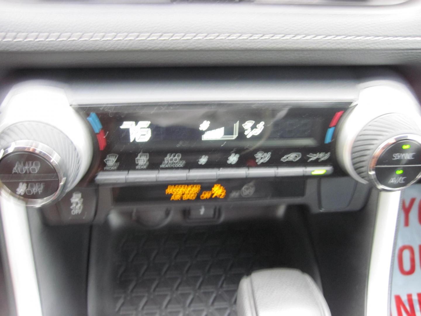 2022 silver /gray Toyota RAV4 Hybrid LE (4T3MWRFV7NU) with an 2.5L L4 DOHC 16V HYBRID engine, CVT transmission, located at 9530 Old Seward Highway, Anchorage, AK, 99515, (907) 349-3343, 61.134140, -149.865570 - Nice 2022 Toyota Rav4 Hybrid LE come take a test drive. - Photo#15