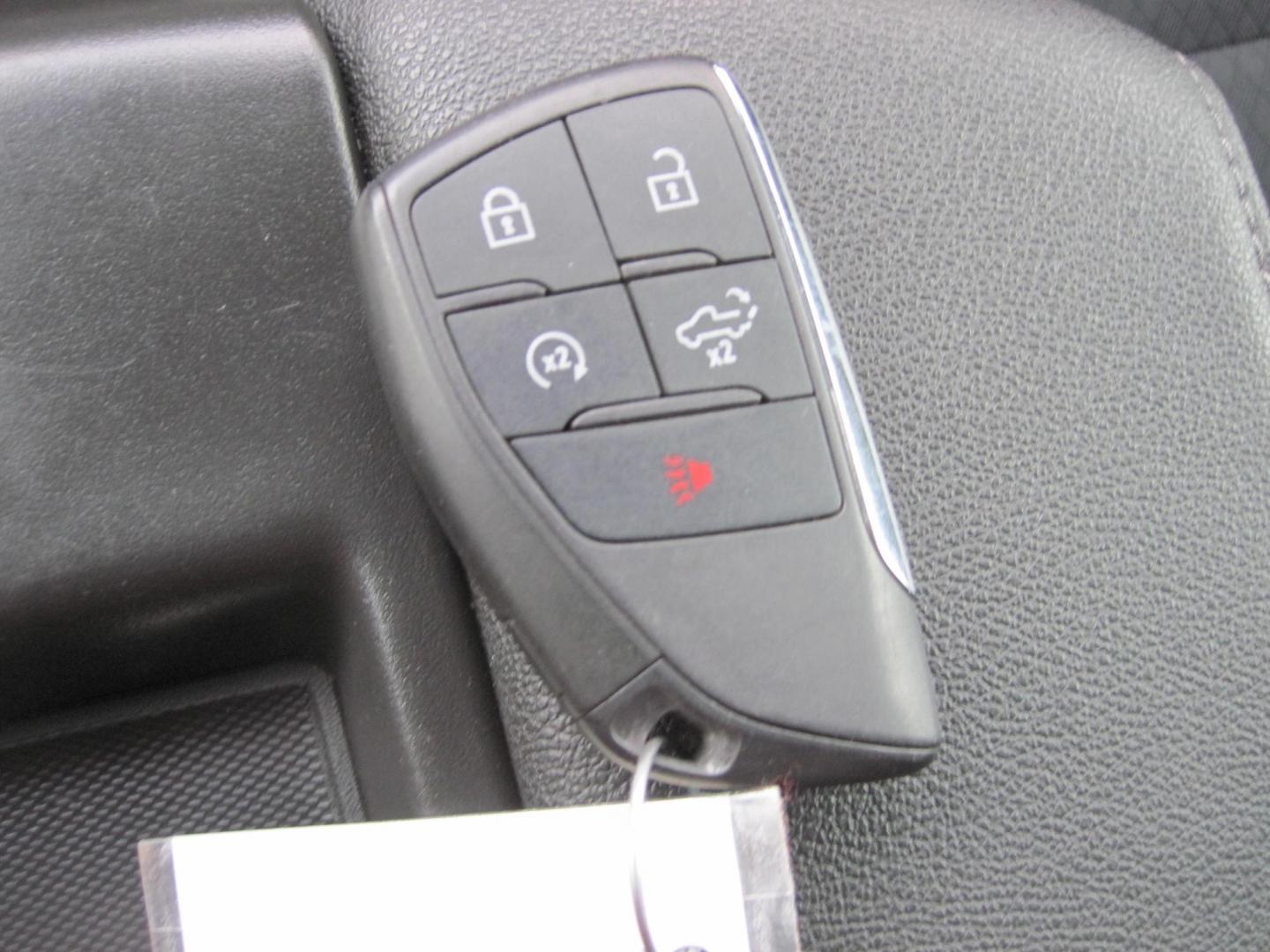 2023 blue /black GMC Sierra 1500 Elevation Crew Cab 4WD (3GTPUCEK9PG) with an 2.7L L4 DOHC 16V TURBO engine, 6A transmission, located at 9530 Old Seward Highway, Anchorage, AK, 99515, (907) 349-3343, 61.134140, -149.865570 - in transit - Photo#20