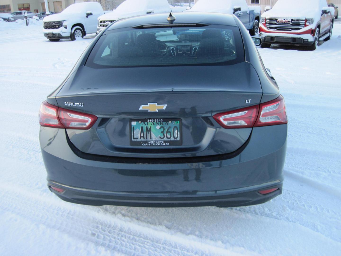 2020 blue /gray Chevrolet Malibu LT (1G1ZD5ST7LF) with an 1.5L L4 DOHC 16V engine, 6A transmission, located at 9530 Old Seward Highway, Anchorage, AK, 99515, (907) 349-3343, 61.134140, -149.865570 - Photo#5