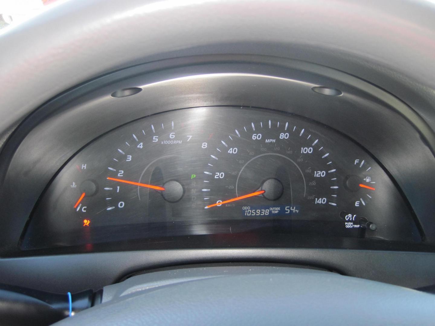 2011 white /black Toyota Camry LE (4T1BF3EK1BU) with an 2.5L L4 DOHC 16V engine, automatic transmission, located at 9530 Old Seward Highway, Anchorage, AK, 99515, (907) 349-3343, 61.134140, -149.865570 - Nice Toyota Camry LE come take a test drive - Photo#12