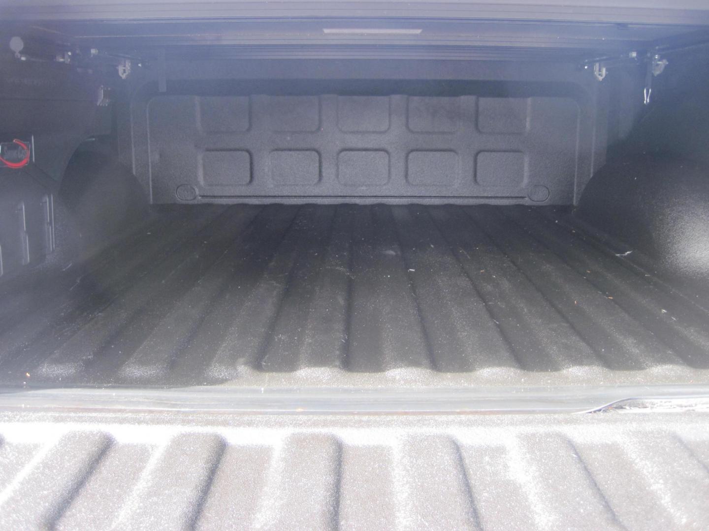 2017 blue /black RAM 1500 Limited Crew Cab 4WD (1C6RR7PT9HS) with an 5.7L V8 OHV 16V engine, 8A transmission, located at 9530 Old Seward Highway, Anchorage, AK, 99515, (907) 349-3343, 61.134140, -149.865570 - Loaded 2017 Ram 1500 Limited come take a test drive - Photo#7