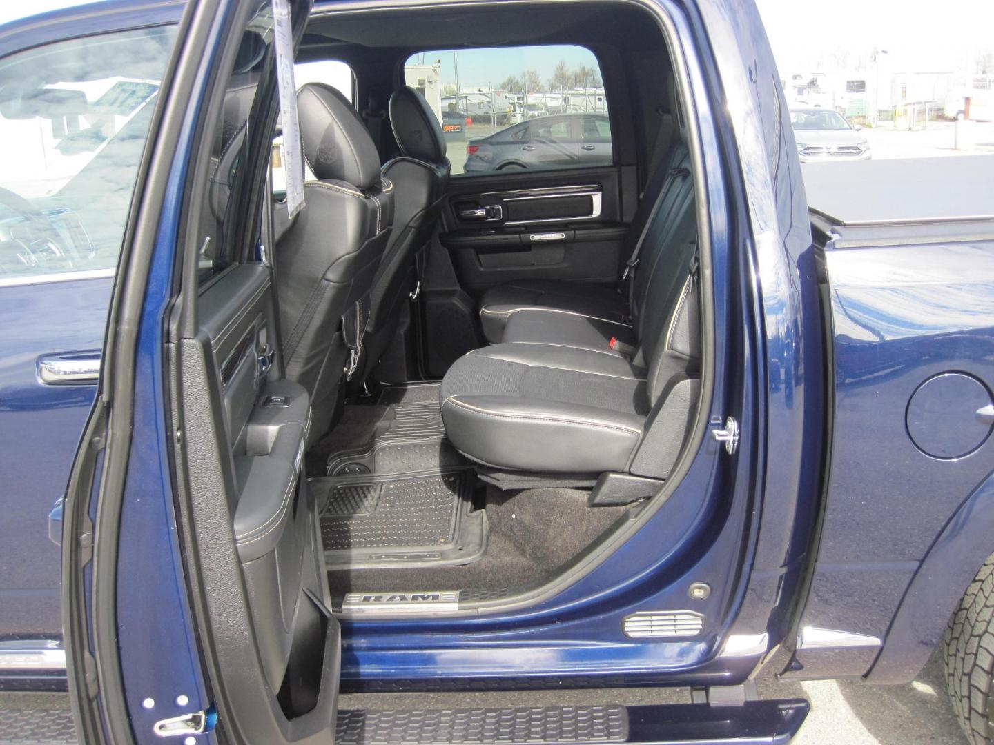 2017 blue /black RAM 1500 Limited Crew Cab 4WD (1C6RR7PT9HS) with an 5.7L V8 OHV 16V engine, 8A transmission, located at 9530 Old Seward Highway, Anchorage, AK, 99515, (907) 349-3343, 61.134140, -149.865570 - Loaded 2017 Ram 1500 Limited come take a test drive - Photo#10