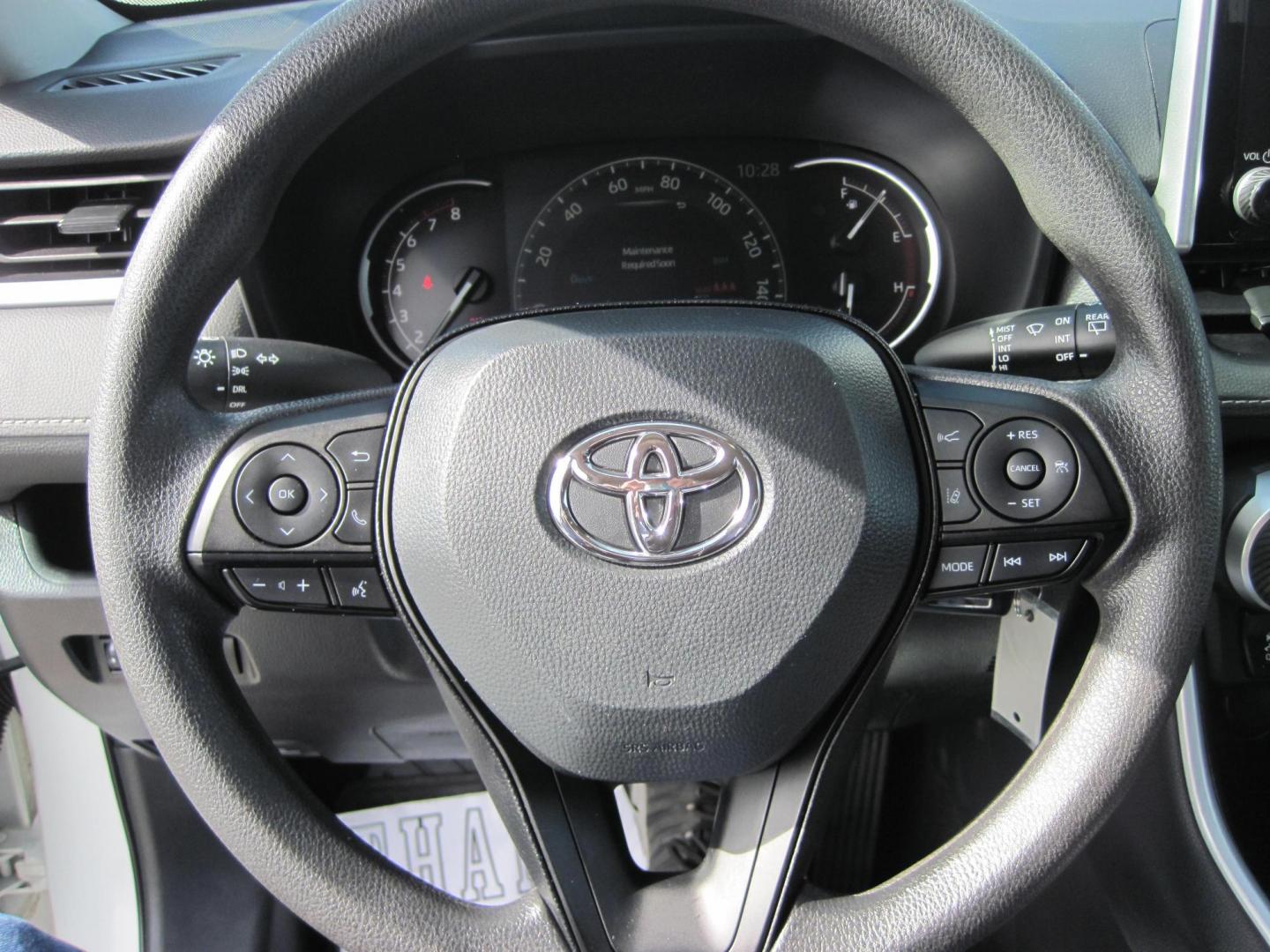 2024 white /gray Toyota RAV4 LE AWD (2T3G1RFV6RC) with an 2.5L L4 DOHC 16V engine, 8A transmission, located at 9530 Old Seward Highway, Anchorage, AK, 99515, (907) 349-3343, 61.134140, -149.865570 - Low Miles on this 2024 Toyota Rav4 come take a test drive. - Photo#14