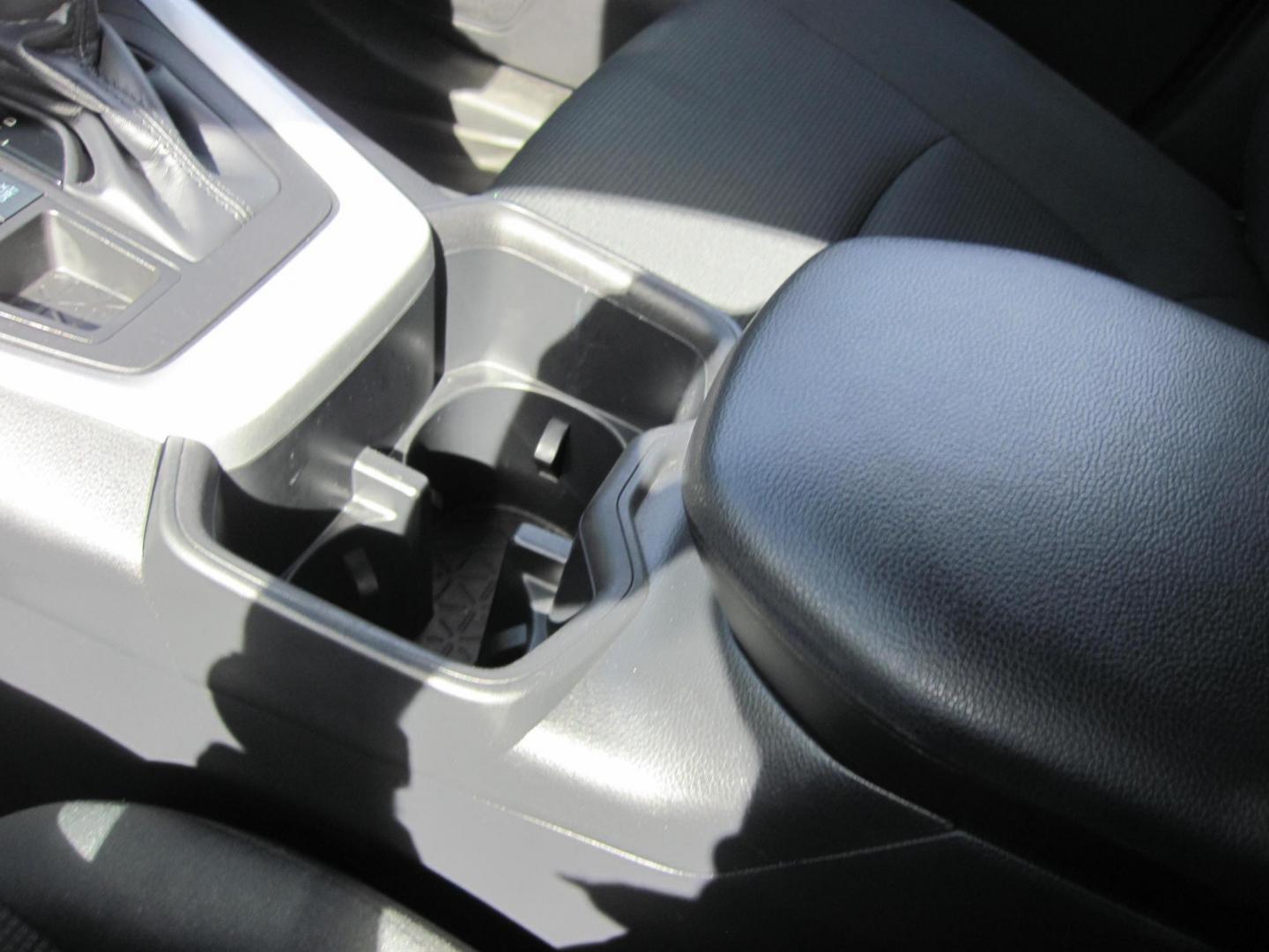 2024 white /gray Toyota RAV4 LE AWD (2T3G1RFV6RC) with an 2.5L L4 DOHC 16V engine, 8A transmission, located at 9530 Old Seward Highway, Anchorage, AK, 99515, (907) 349-3343, 61.134140, -149.865570 - Low Miles on this 2024 Toyota Rav4 come take a test drive. - Photo#19