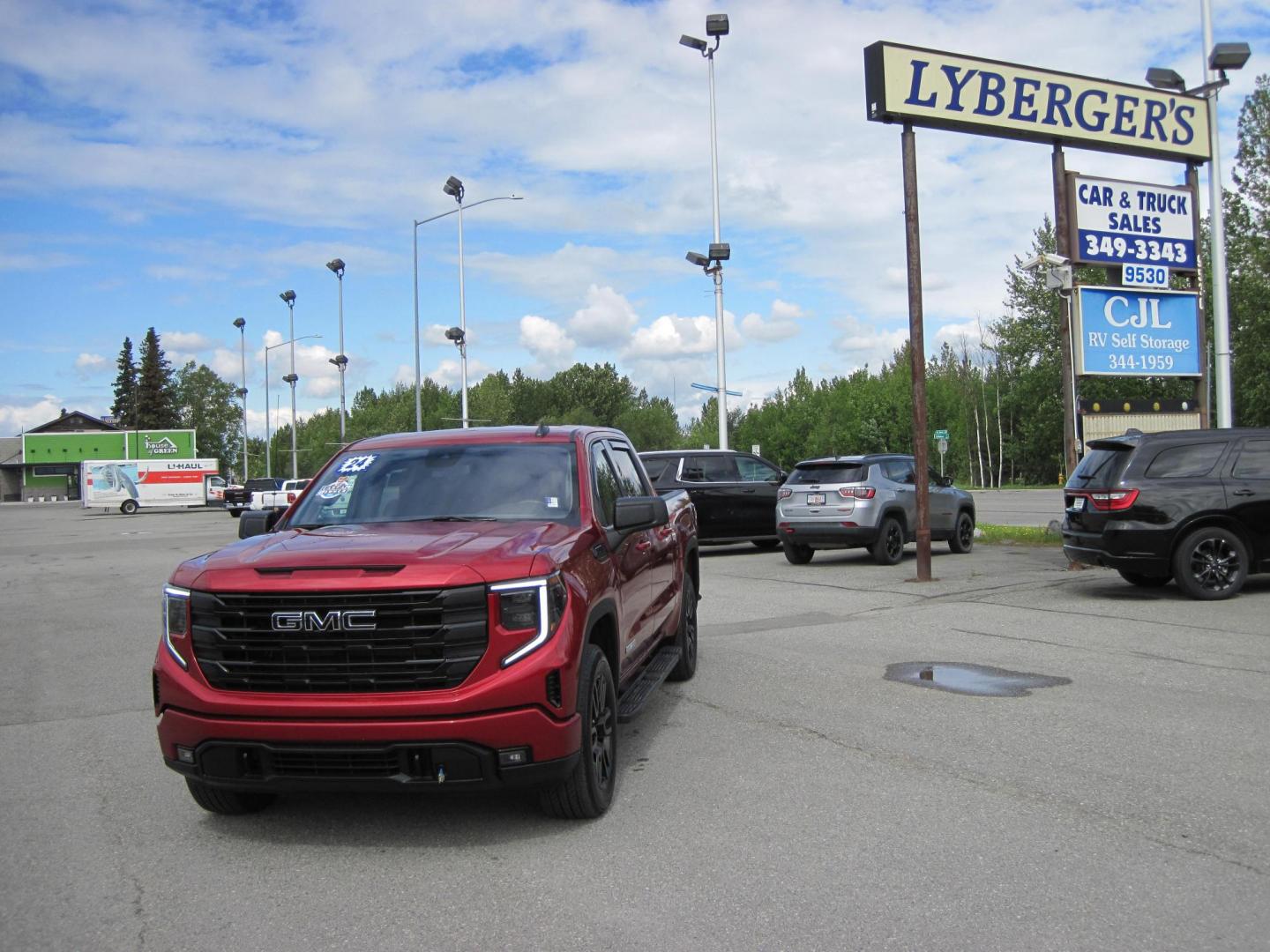 2024 red /black GMC Sierra 1500 Elevation Crew Cab 4WD (3GTPUCEK3RG) with an 2.7L L4 DOHC 16V TURBO engine, 6A transmission, located at 9530 Old Seward Highway, Anchorage, AK, 99515, (907) 349-3343, 61.134140, -149.865570 - Low miles on this 2024 GMC Sierra 1500 come take a test drive - Photo#0