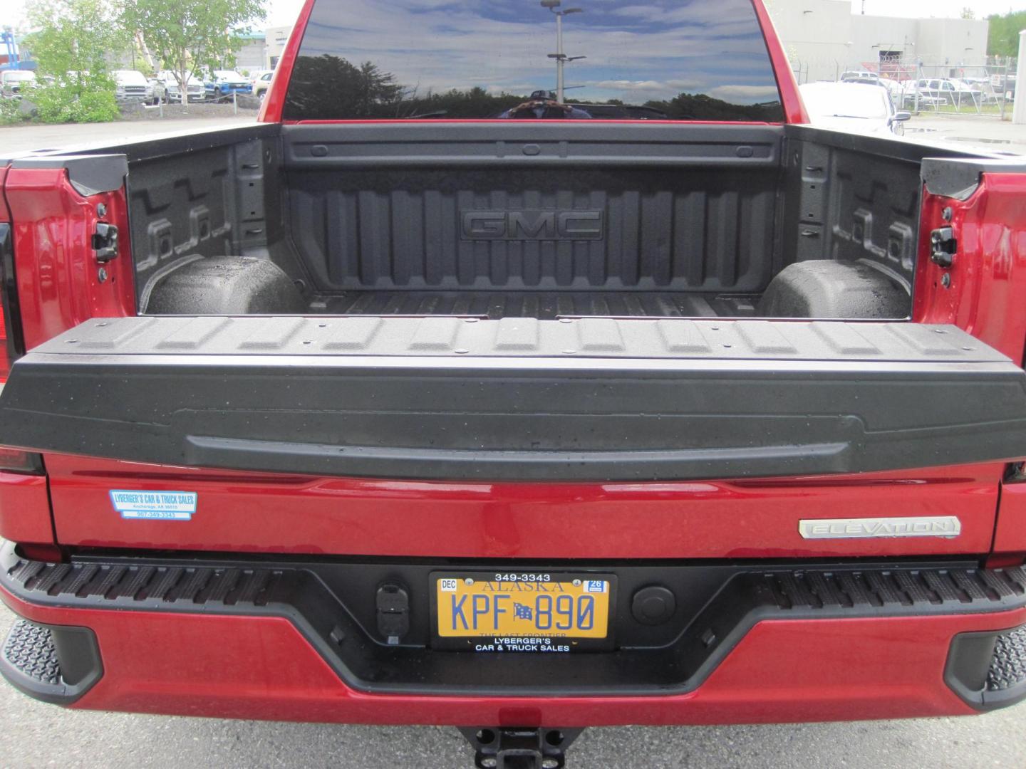 2024 red /black GMC Sierra 1500 Elevation Crew Cab 4WD (3GTPUCEK3RG) with an 2.7L L4 DOHC 16V TURBO engine, 6A transmission, located at 9530 Old Seward Highway, Anchorage, AK, 99515, (907) 349-3343, 61.134140, -149.865570 - Low miles on this 2024 GMC Sierra 1500 come take a test drive - Photo#11
