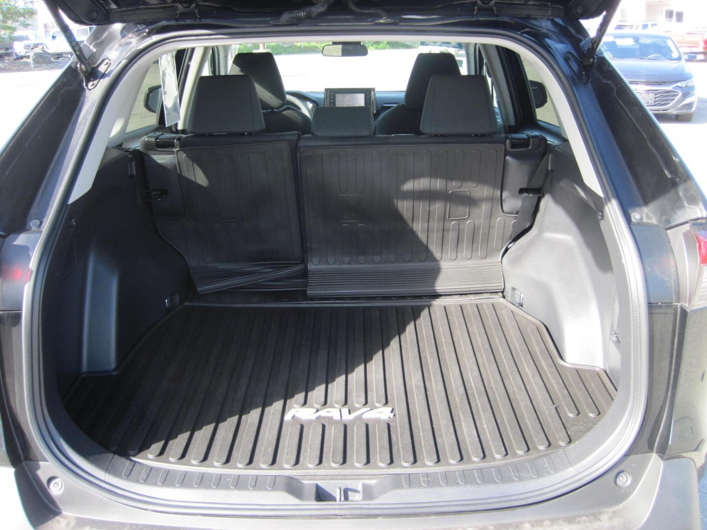 2020 black /black Toyota RAV4 Hybrid LE (4T3LWRFV6MU) with an 2.5L L4 DOHC 16V HYBRID engine, CVT transmission, located at 9530 Old Seward Highway, Anchorage, AK, 99515, (907) 349-3343, 61.134140, -149.865570 - Nice Toyota Rav 4 LE come take a test drive- Photo#6