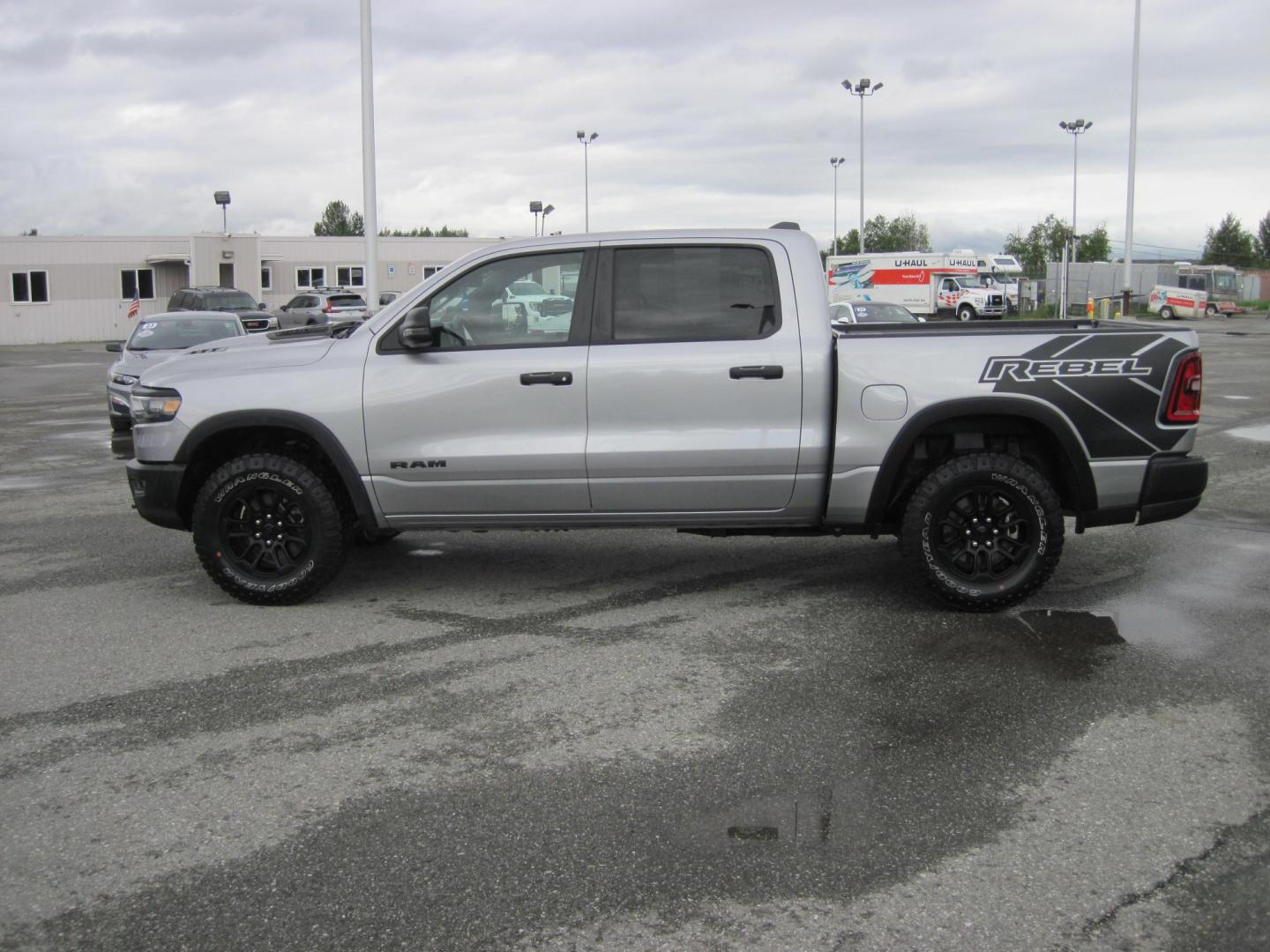2025 silver /black RAM 1500 Rebel Crew Cab SB 4WD (1C6SRFLPXSN) with an 3.0L V6 DOHC 24V TURBO engine, automatic transmission, located at 9530 Old Seward Highway, Anchorage, AK, 99515, (907) 349-3343, 61.134140, -149.865570 - 2025 Ram 1500 Rebel, 4wd come take a test drive.- Photo#6