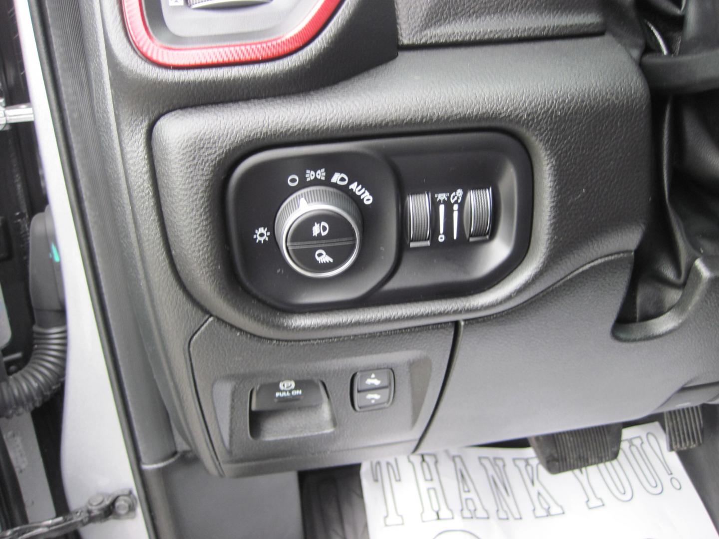 2025 silver /black RAM 1500 Rebel Crew Cab SB 4WD (1C6SRFLPXSN) with an 3.0L V6 DOHC 24V TURBO engine, automatic transmission, located at 9530 Old Seward Highway, Anchorage, AK, 99515, (907) 349-3343, 61.134140, -149.865570 - 2025 Ram 1500 Rebel, 4wd come take a test drive.- Photo#14