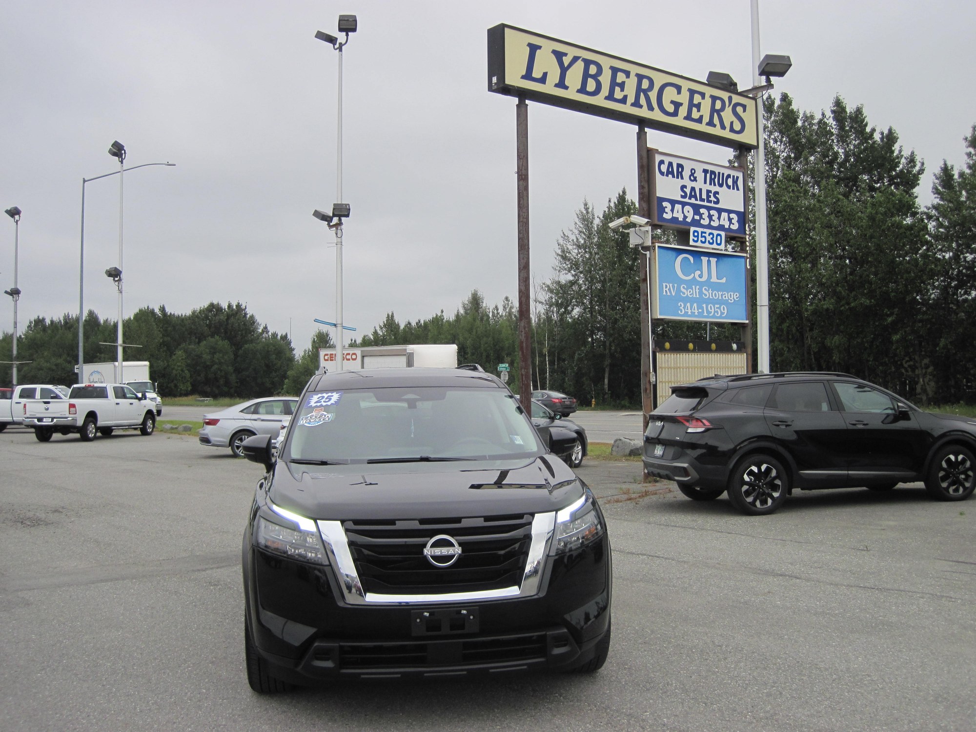 photo of 2025 Nissan Pathfinder SV 4WD