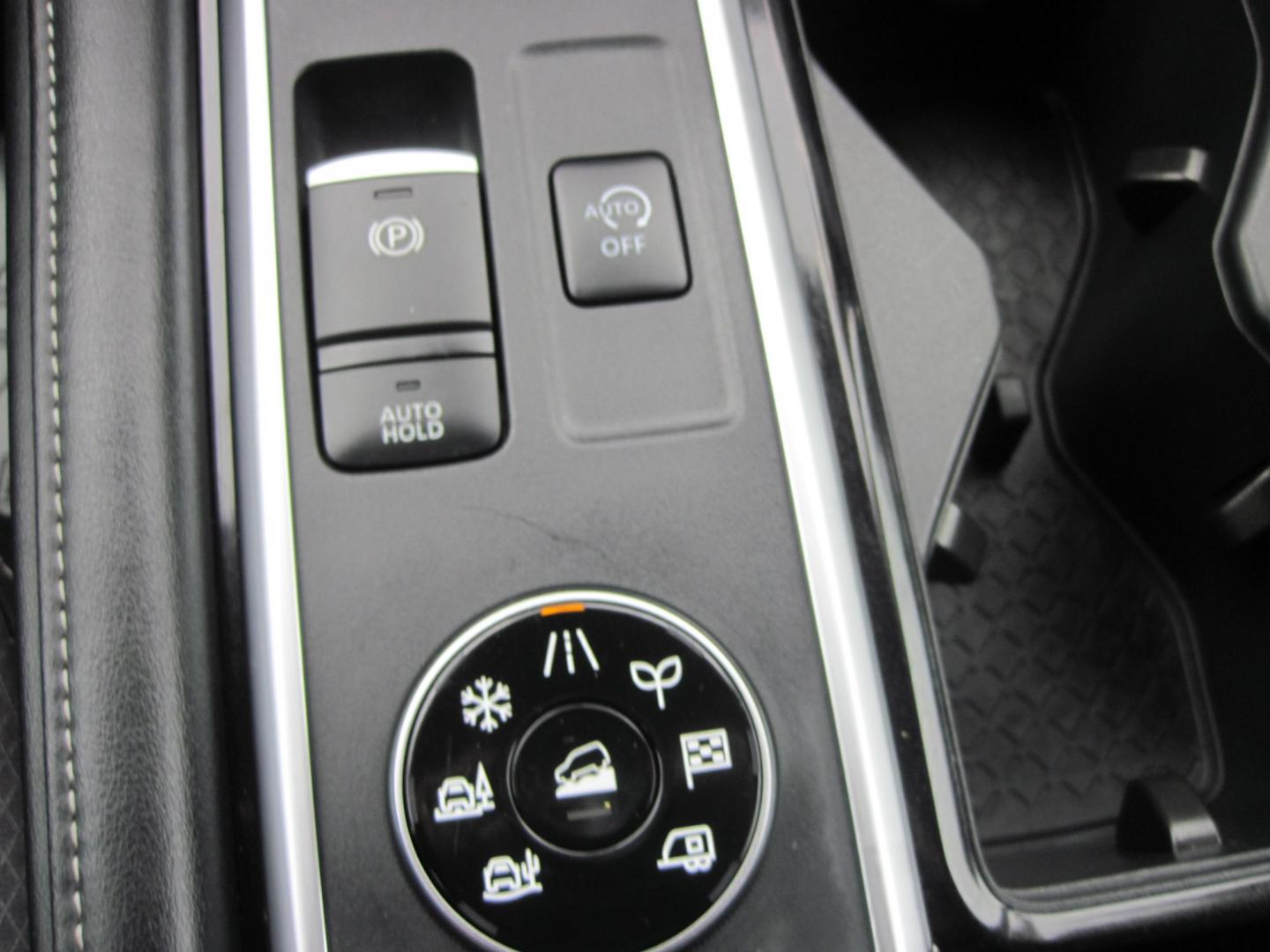 2025 black /black Nissan Pathfinder SV 4WD (5N1DR3BC0SC) with an 3.5L V6 DOHC 24V engine, CVT transmission, located at 9530 Old Seward Highway, Anchorage, AK, 99515, (907) 349-3343, 61.134140, -149.865570 - Nice 2025 Nissan Pathfinder come take a test drive- Photo#25
