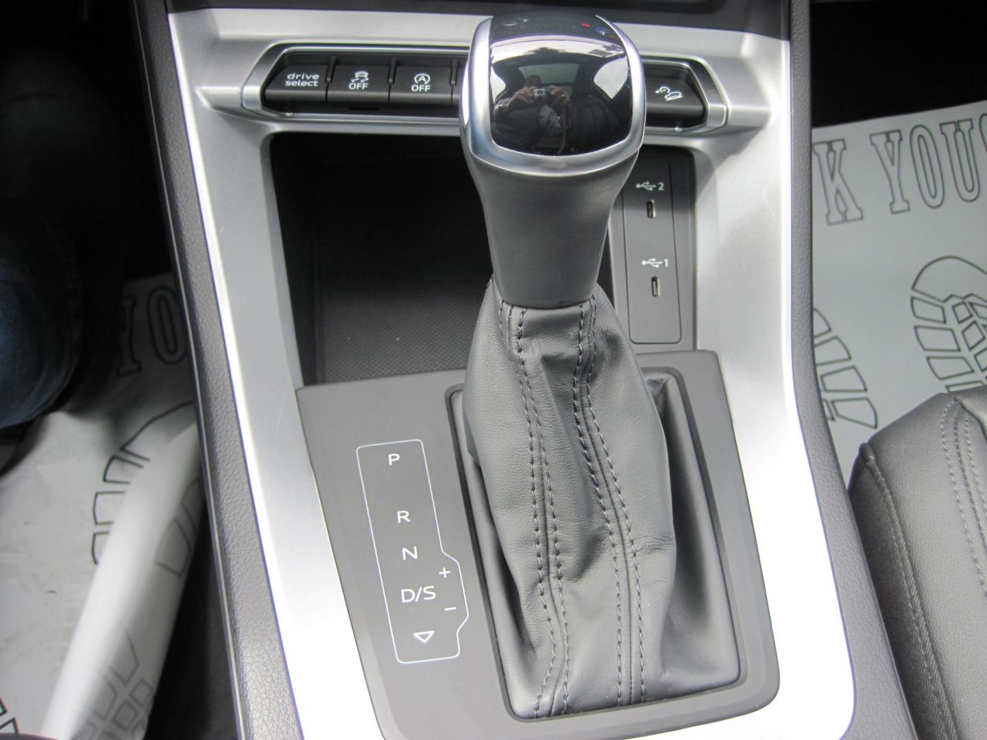 2025 Audi Q3 S line Premium quattro (WA1DECF34S1) with an 2.0L L4 DOHC 24V engine, AUTOMATIC transmission, located at 9530 Old Seward Highway, Anchorage, AK, 99515, (907) 349-3343, 61.134140, -149.865570- Photo#18