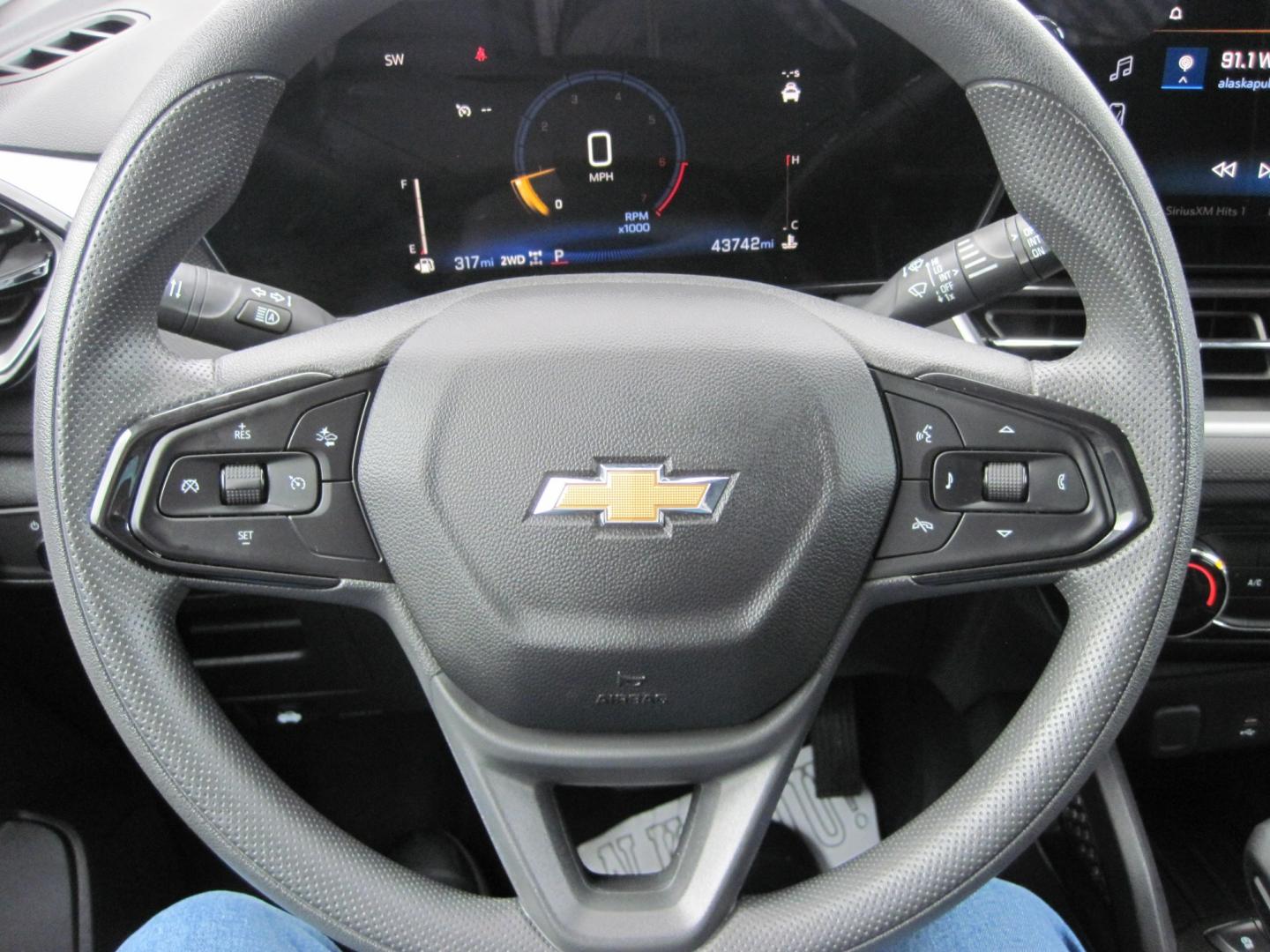 2025 blue /black Chevrolet Trailblazer LT AWD (KL79MRSL2SB) with an 1.3L L3 DOHC 12V engine, AUTOMATIC transmission, located at 9530 Old Seward Highway, Anchorage, AK, 99515, (907) 349-3343, 61.134140, -149.865570 - Nice 2025 Chevrolet Trailblazer, come take a test drive- Photo#14