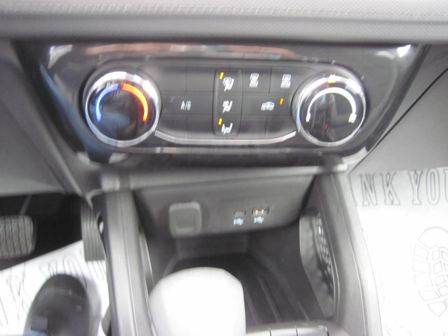 2025 blue /black Chevrolet Trailblazer LT AWD (KL79MRSL2SB) with an 1.3L L3 DOHC 12V engine, AUTOMATIC transmission, located at 9530 Old Seward Highway, Anchorage, AK, 99515, (907) 349-3343, 61.134140, -149.865570 - Nice 2025 Chevrolet Trailblazer, come take a test drive- Photo#16