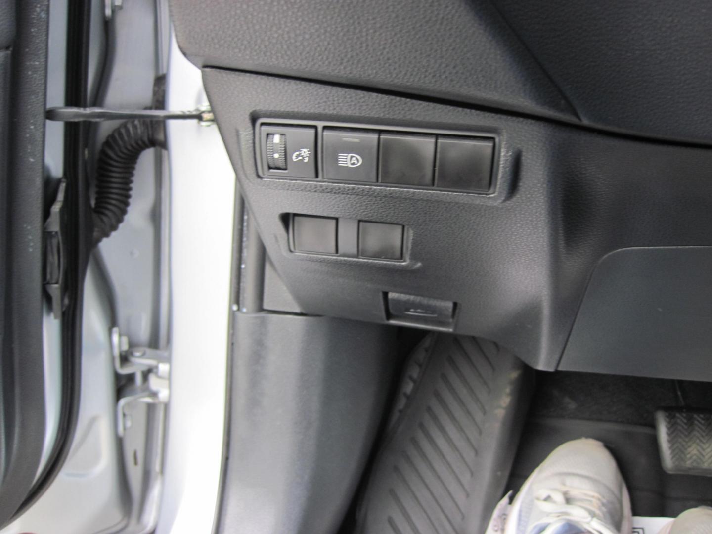 2023 silver /black Toyota Corolla Cross XLE AWD (7MUEAABG7PV) with an 2.0L L4 DOHC 16V engine, CVT transmission, located at 9530 Old Seward Highway, Anchorage, AK, 99515, (907) 349-3343, 61.134140, -149.865570- Photo#12
