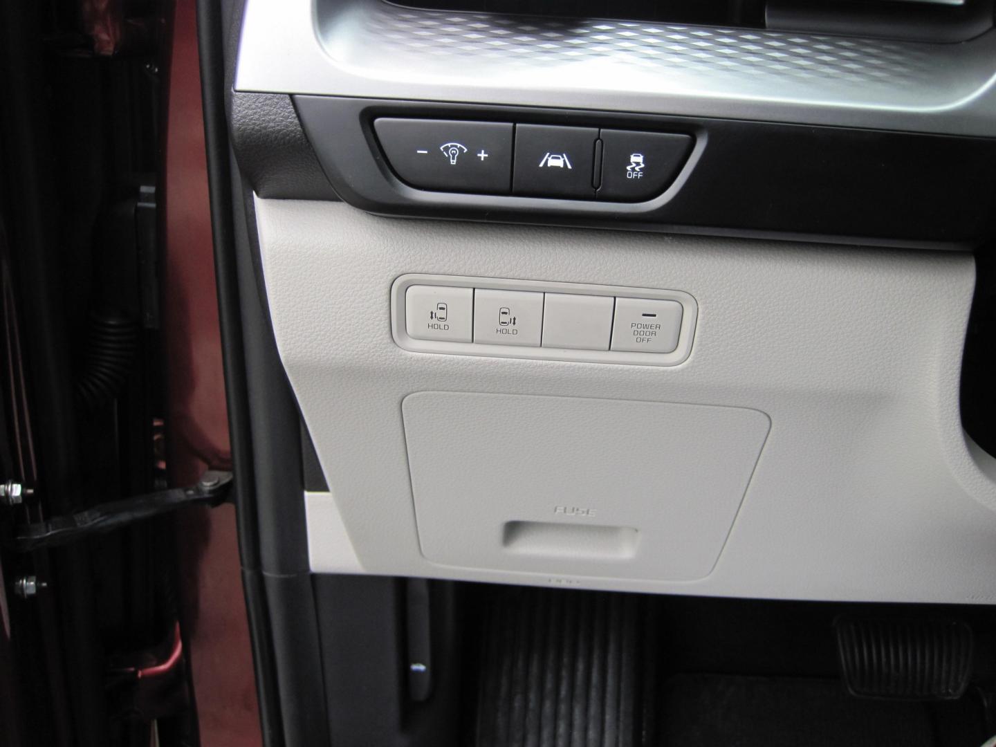 2024 RED /BLACK Kia Carnival LX Seat Package (KNDNB4H35R6) with an 3.5L V6 DOHC 24V engine, 8A transmission, located at 9530 Old Seward Highway, Anchorage, AK, 99515, (907) 349-3343, 61.134140, -149.865570- Photo#11