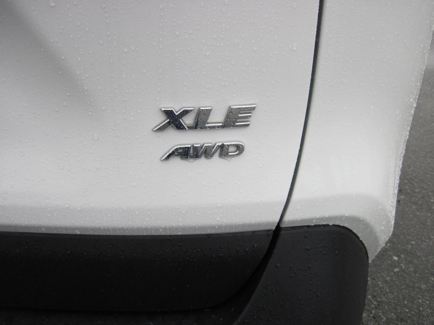 2025 white /BLACK Toyota RAV4 XLE AWD (2T3P1RFV9SC) with an 2.5L L4 DOHC 16V engine, 8A transmission, located at 9530 Old Seward Highway, Anchorage, AK, 99515, (907) 349-3343, 61.134140, -149.865570 - 2025 TOYOTA RAV4 XLE COME TAKE A TEST DRIVE- Photo#7