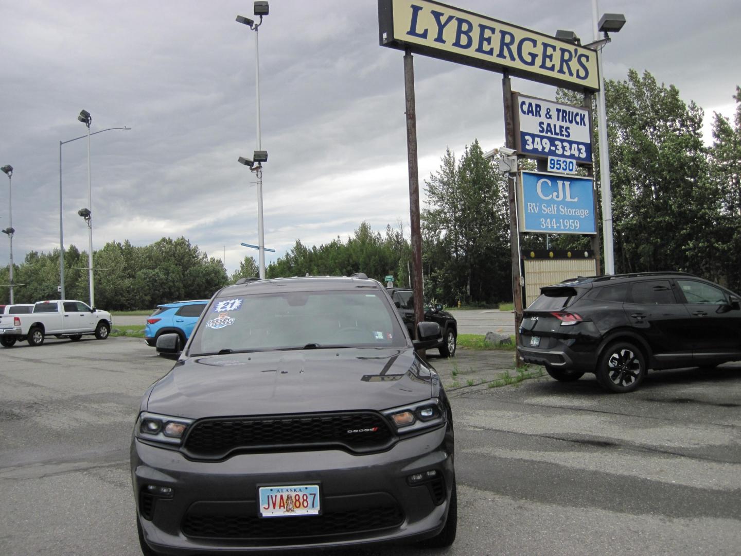 2021 gray /black Dodge Durango GT AWD (1C4RDJDG1MC) with an 3.6L V6 DOHC 24V engine, 8A transmission, located at 9530 Old Seward Highway, Anchorage, AK, 99515, (907) 349-3343, 61.134140, -149.865570 - Low Miles on this 2021 Dodge Durango GT Plus awd, come take a test drive.- Photo#0